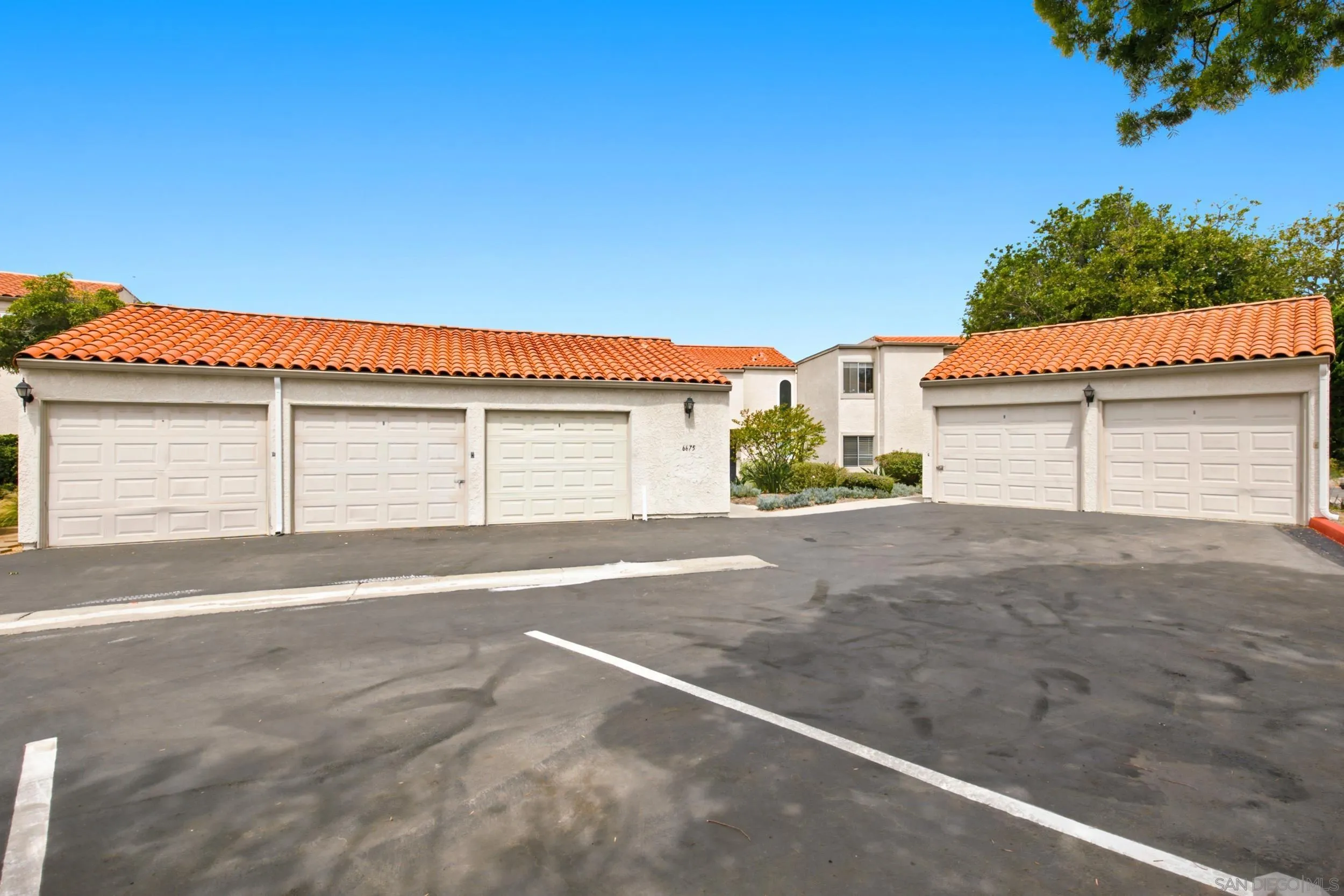https://cdn.realtyfeed.com/cdn/127/260016441/510732237b08c82db85c865948238074.webp