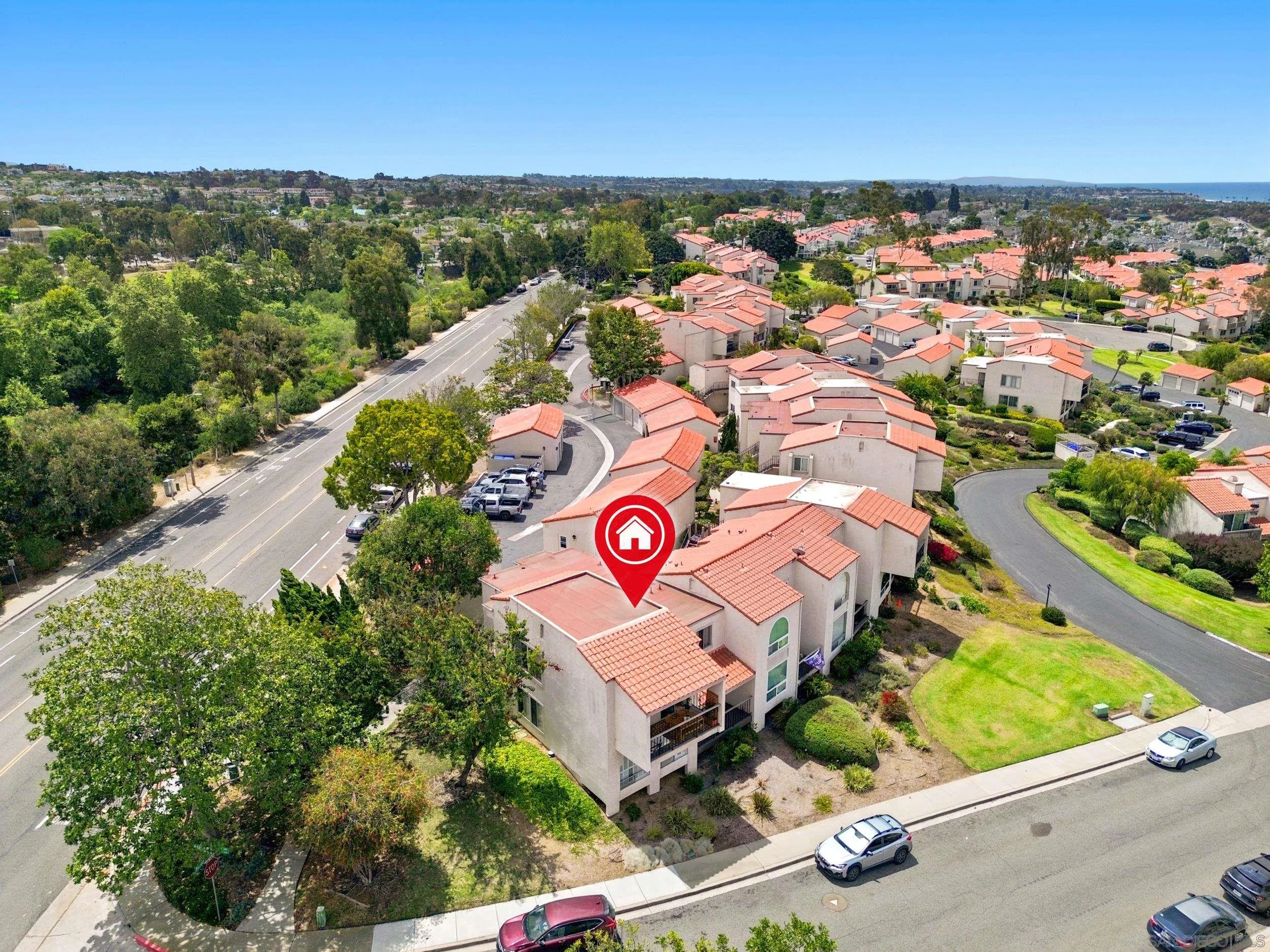 https://cdn.realtyfeed.com/cdn/127/260016441/670c8f95cf16ba8d0856e88729c96b40.webp