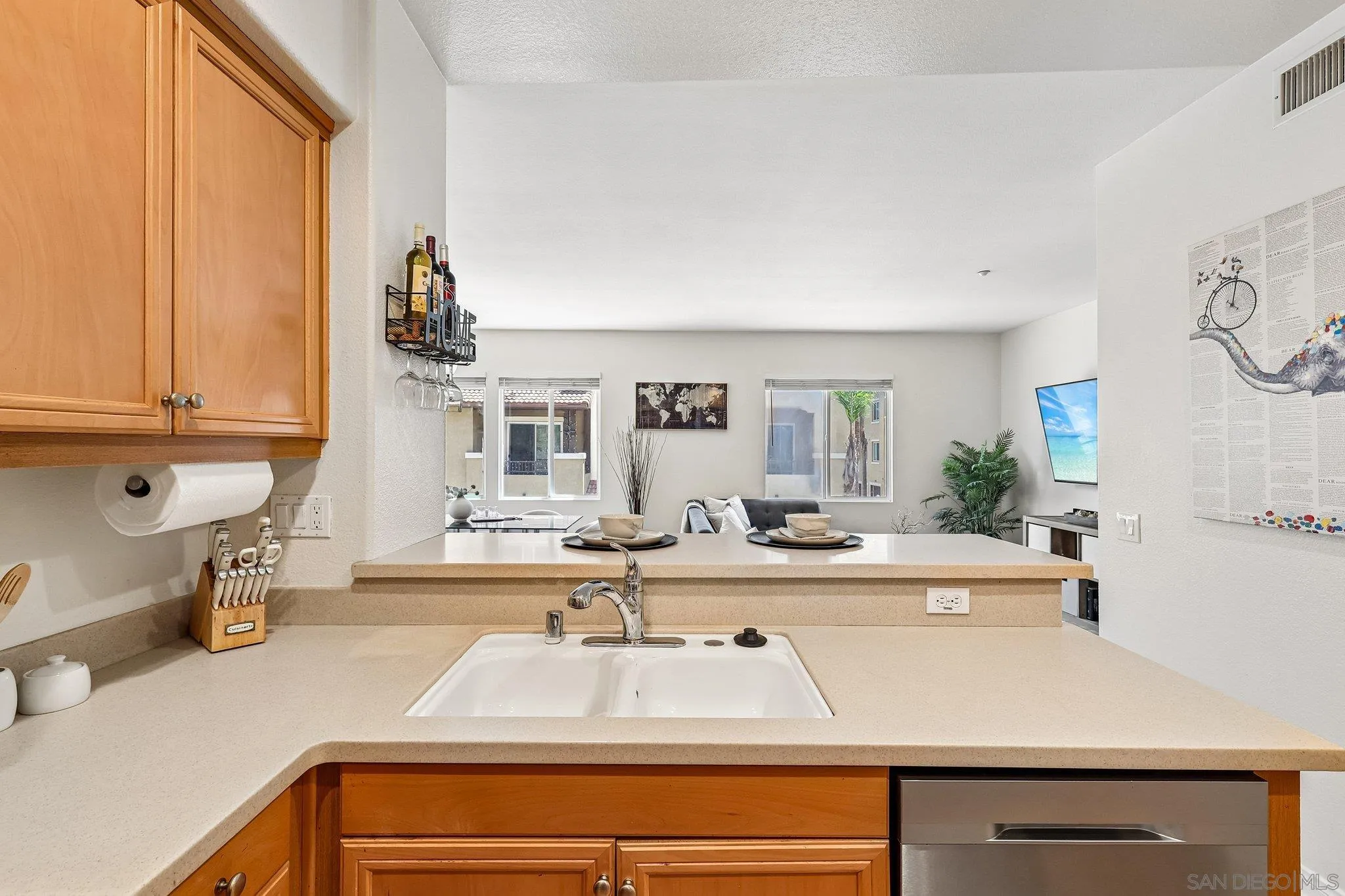 https://cdn.realtyfeed.com/cdn/127/260016447/190accd62fc7bd3b6f4de7e617c0f2b7.webp