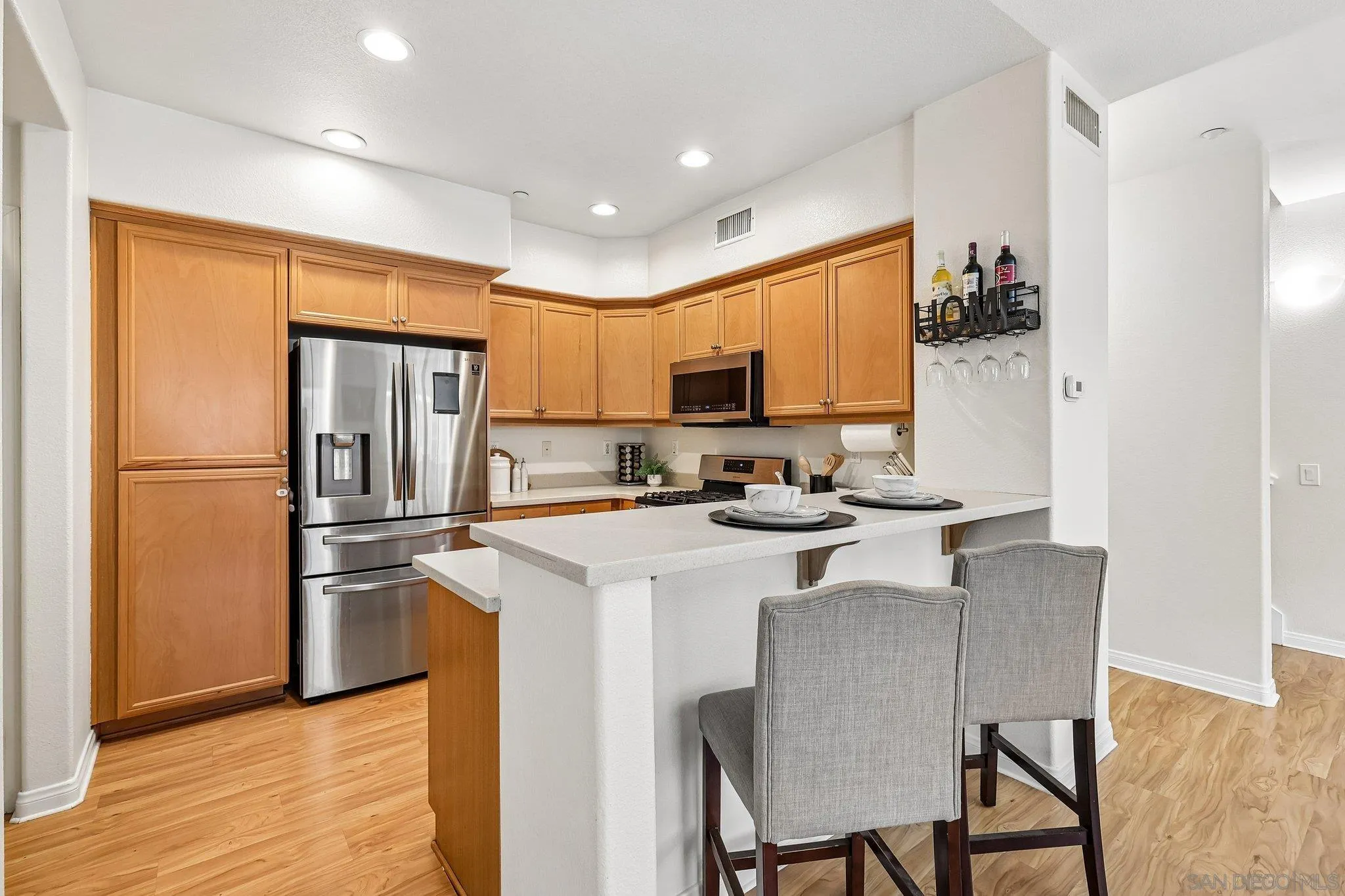 https://cdn.realtyfeed.com/cdn/127/260016447/88301d81b13eb24b769921c2964672fb.webp