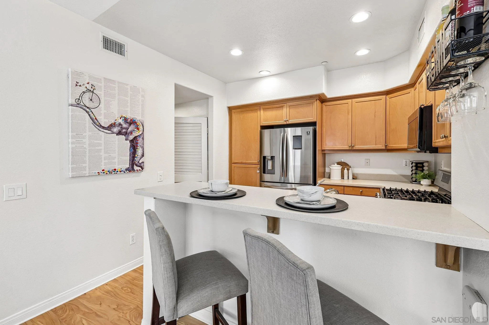 https://cdn.realtyfeed.com/cdn/127/260016447/b8d5d0f7a996b6fe9d5c1008a0958eda.webp