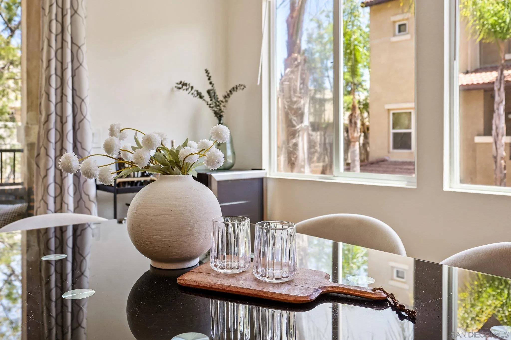 https://cdn.realtyfeed.com/cdn/127/260016447/dadb80dbd3654ec84cda43ff25e6e8b3.webp