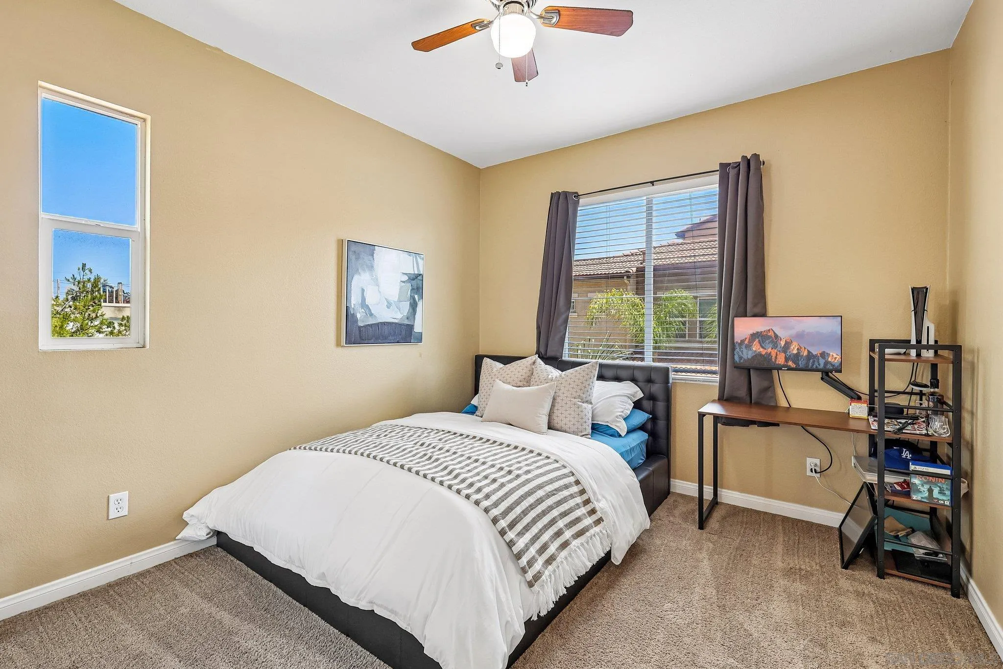 https://cdn.realtyfeed.com/cdn/127/260016447/fb640df6df512e2f08260ad1bddb7ba3.webp