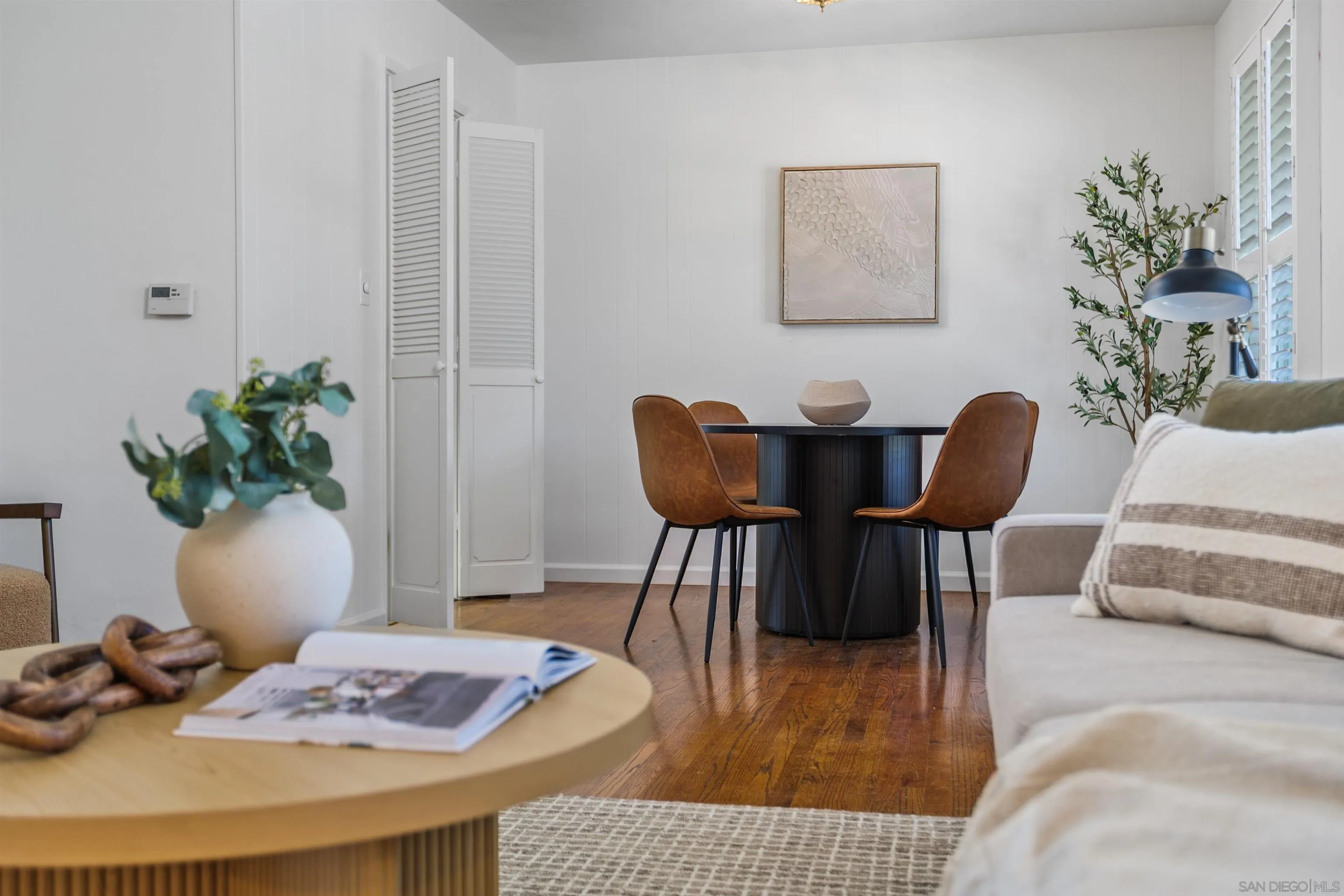 https://cdn.realtyfeed.com/cdn/127/260016448/76ceddfe1498d06af9de0d82c94fa8c1.webp