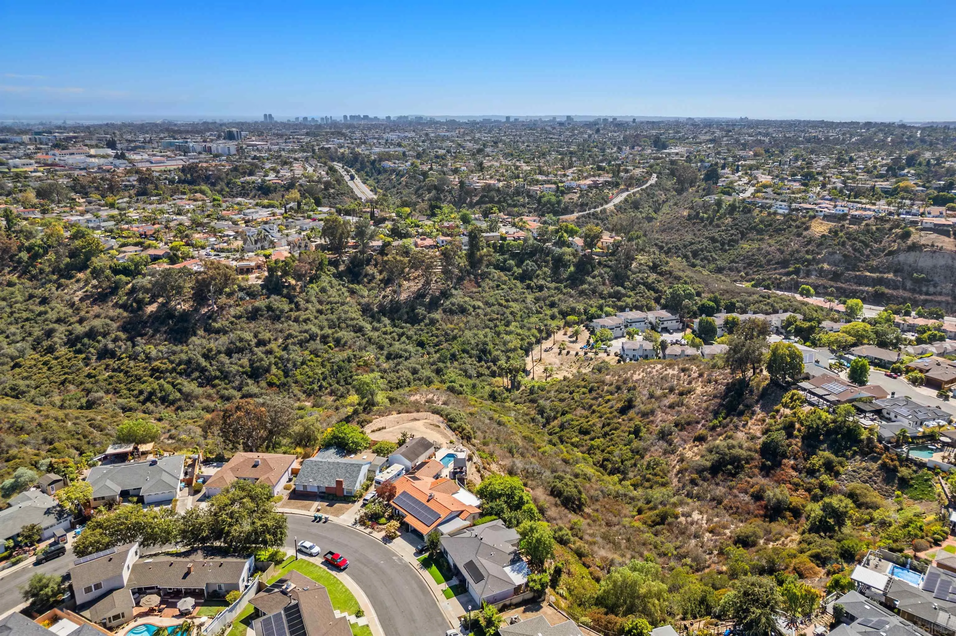 https://cdn.realtyfeed.com/cdn/127/260016448/91ec8323deb6a90f9873ba3fd29b7cbc.webp