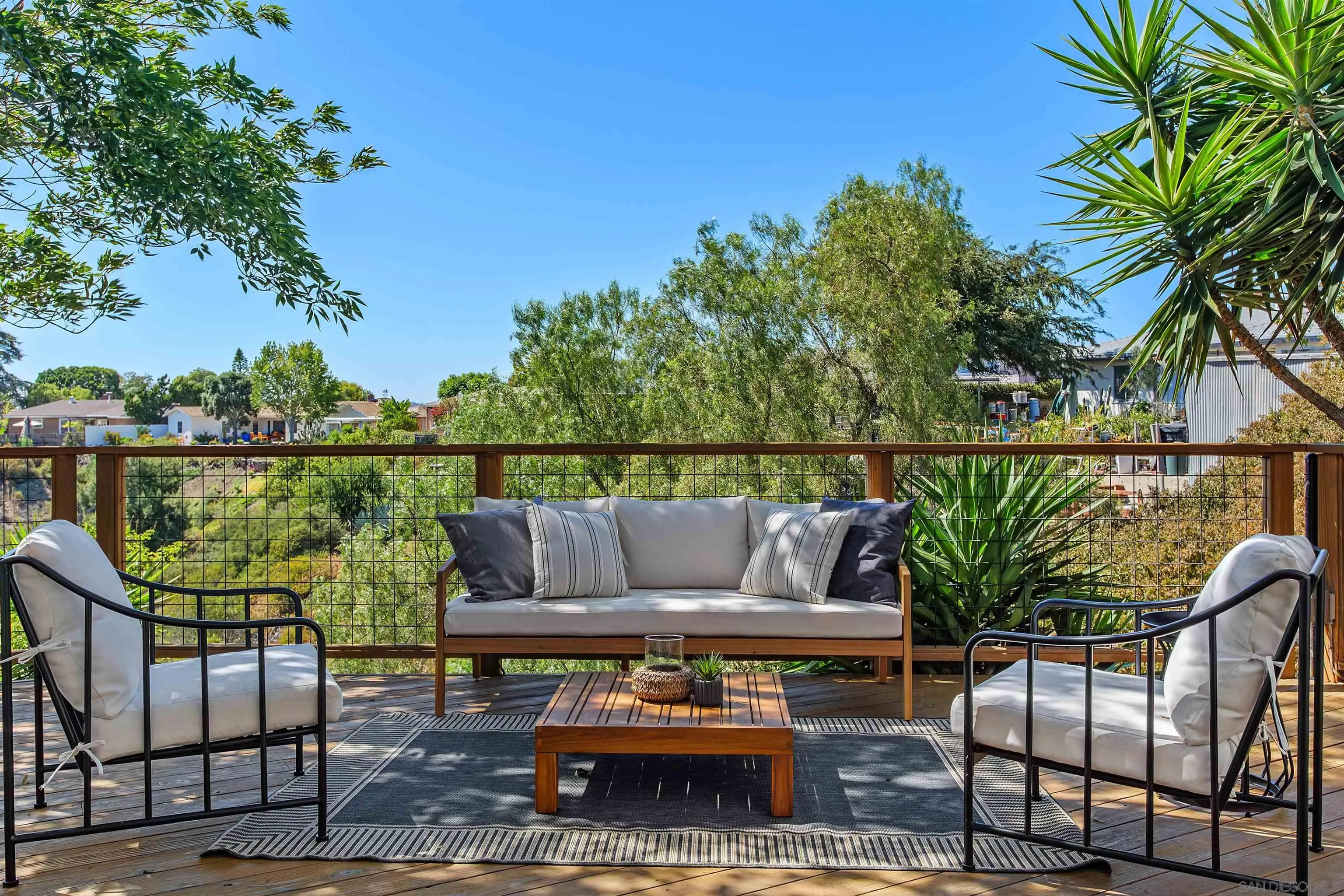 https://cdn.realtyfeed.com/cdn/127/260016448/afe70d24a0976f38c41cef1c4e78cabd.webp