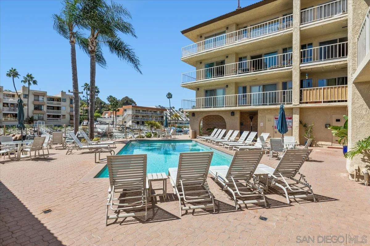 https://cdn.realtyfeed.com/cdn/127/260016452/1700da3663a7d39d31c4f881f6f7306c.webp