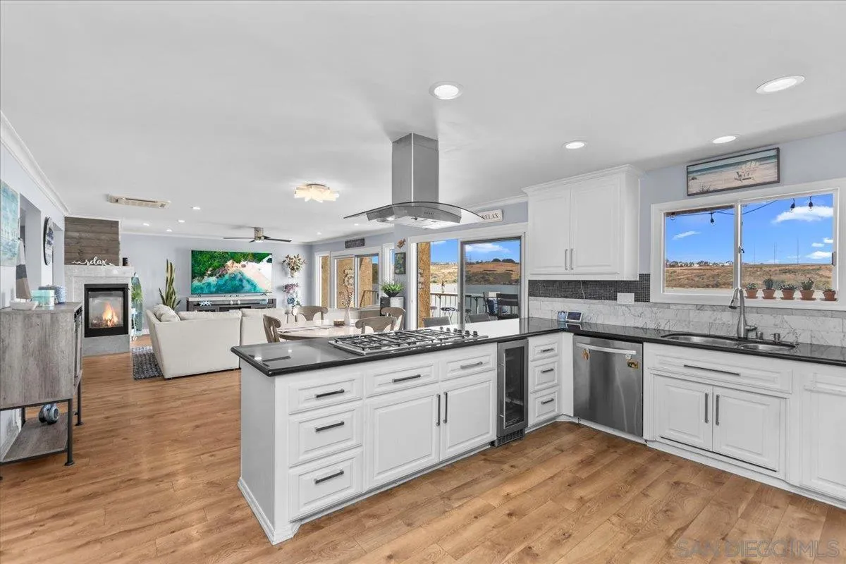 https://cdn.realtyfeed.com/cdn/127/260016452/97f53c8c5b7f7864c615407d73fb364b.webp