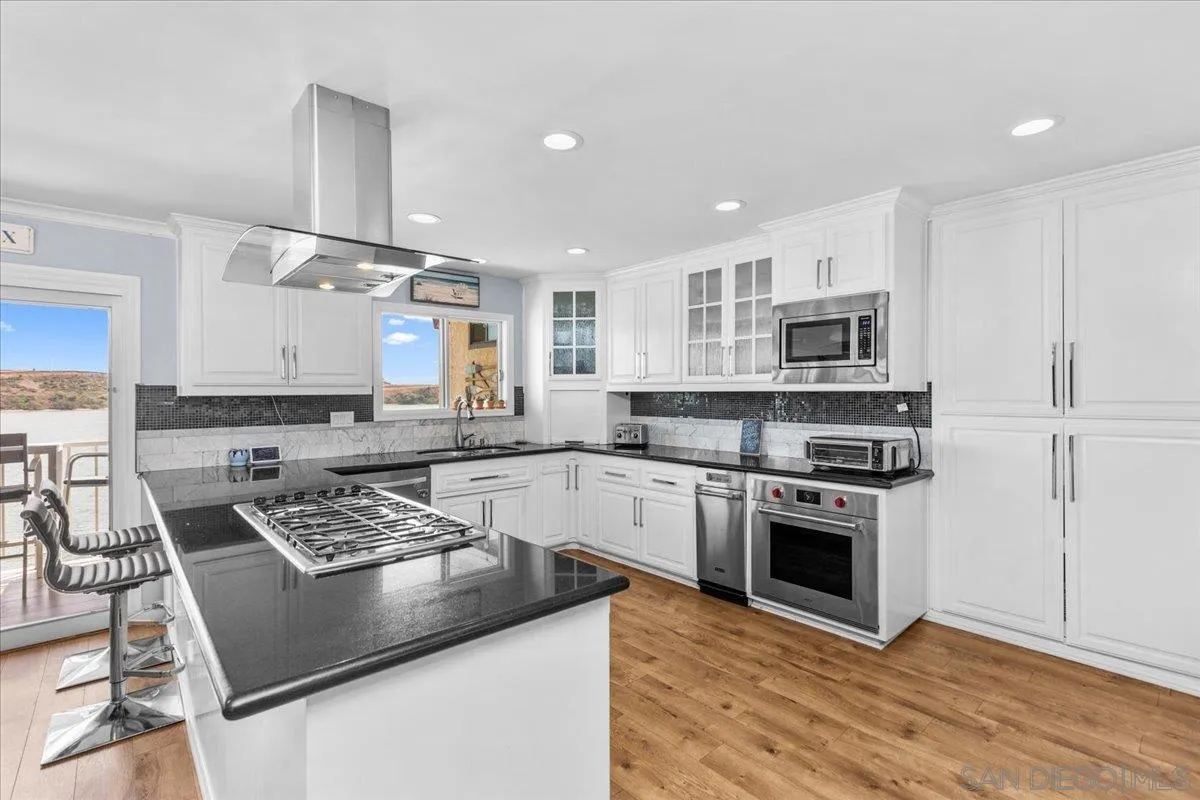 https://cdn.realtyfeed.com/cdn/127/260016452/cb22460a947c82cd2220b89935027028.webp