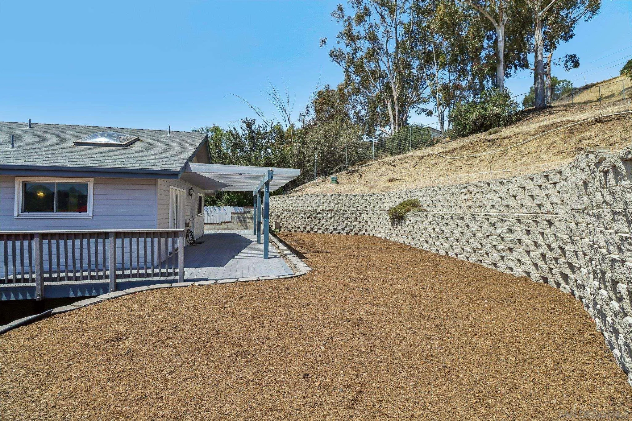 https://cdn.realtyfeed.com/cdn/127/260016457/1ce92b085a53a4cd92f7f6433fdabbbf.webp