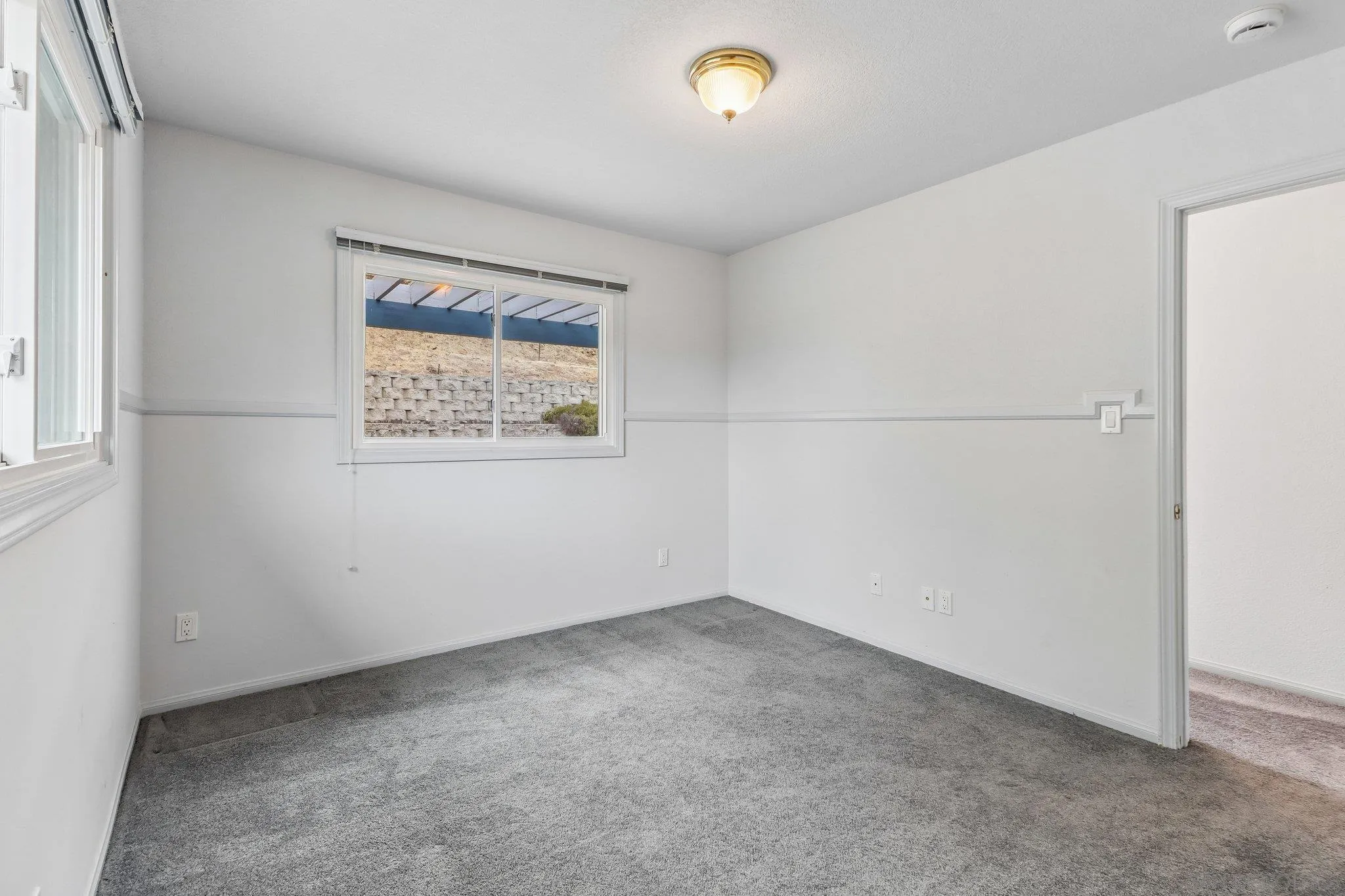 https://cdn.realtyfeed.com/cdn/127/260016457/53bec8c45f4cdf3d4056089eb607415f.webp