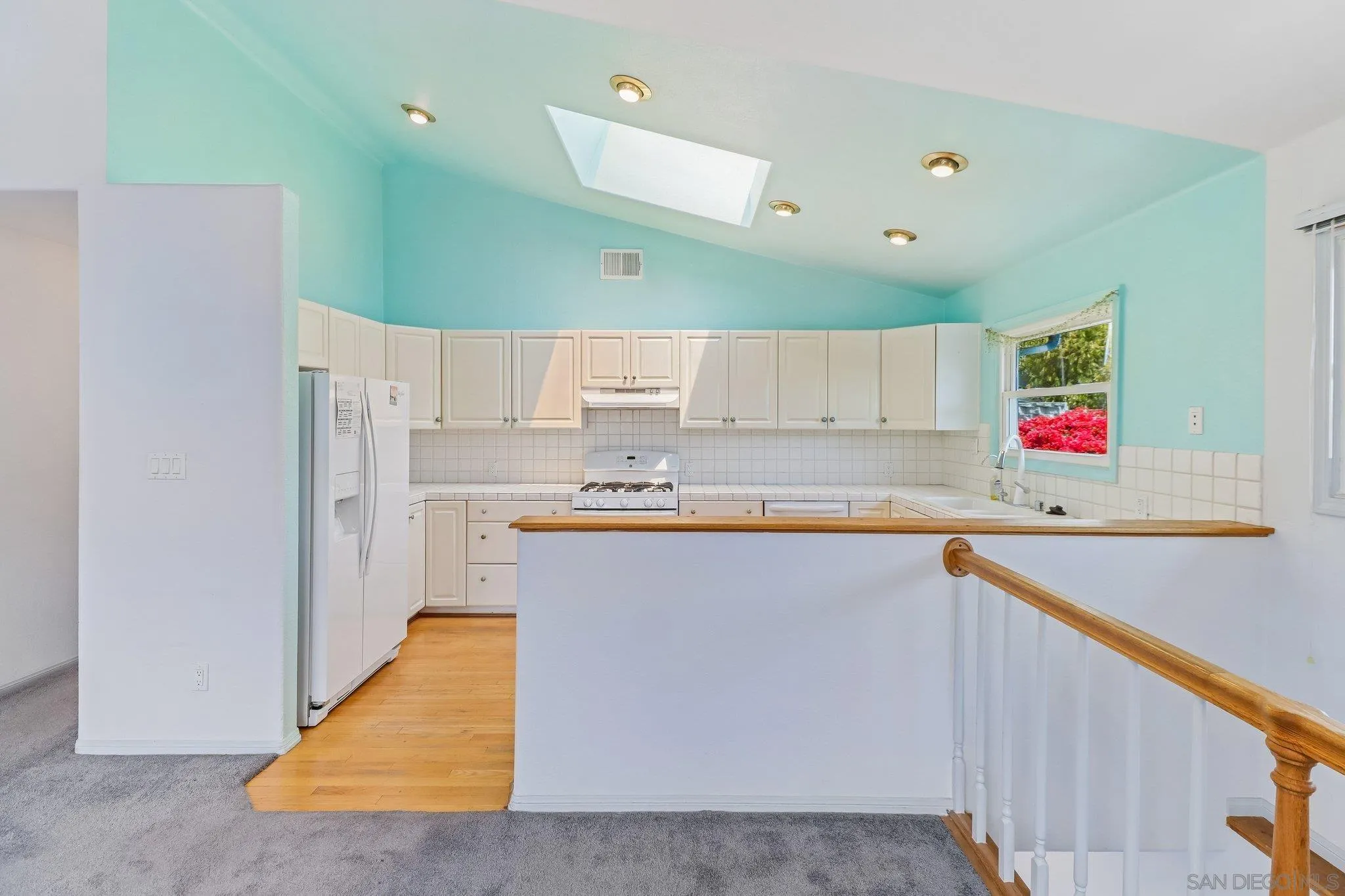 https://cdn.realtyfeed.com/cdn/127/260016457/67c4761edd6bb151c53b7863bd4795d1.webp