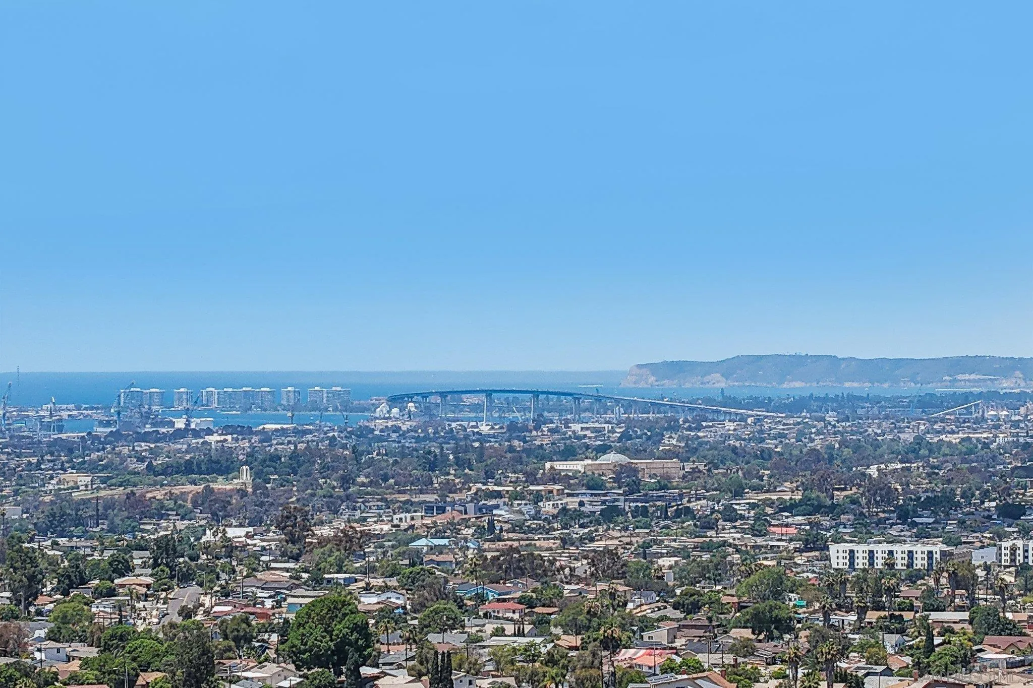 https://cdn.realtyfeed.com/cdn/127/260016457/b2feea35750f89eb8d8f57797bf7e123.webp