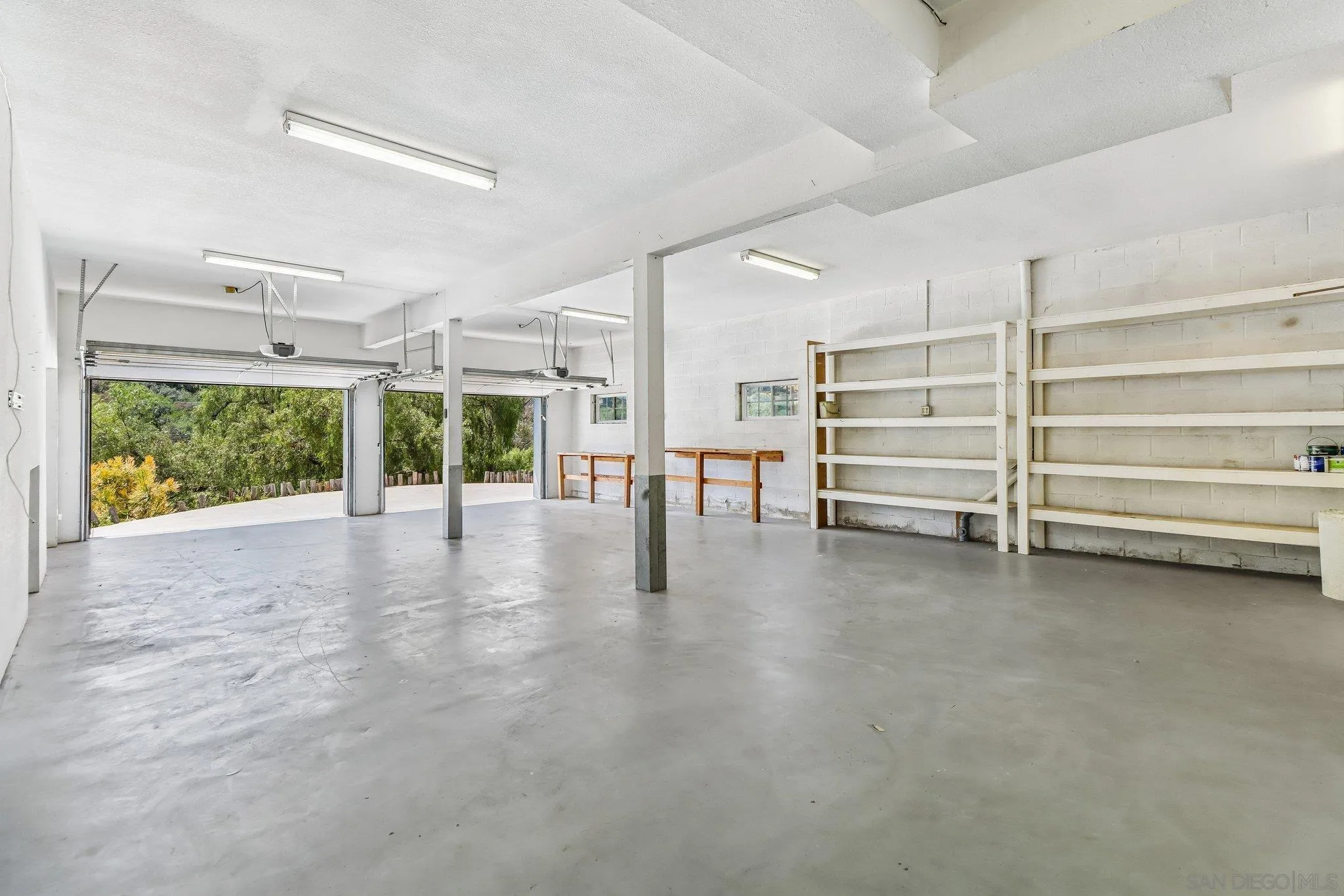 https://cdn.realtyfeed.com/cdn/127/260016457/b88d115665ec3d2fff12a04a4e944e5b.webp
