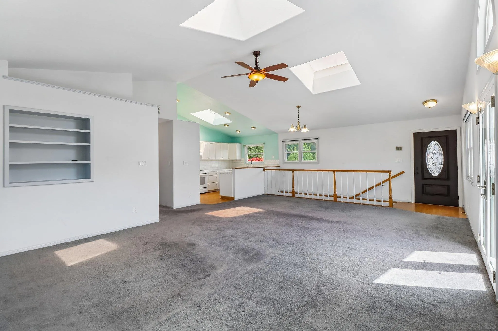 https://cdn.realtyfeed.com/cdn/127/260016457/fb6852f6e871c61aed7fbe3fbdcf65f7.webp