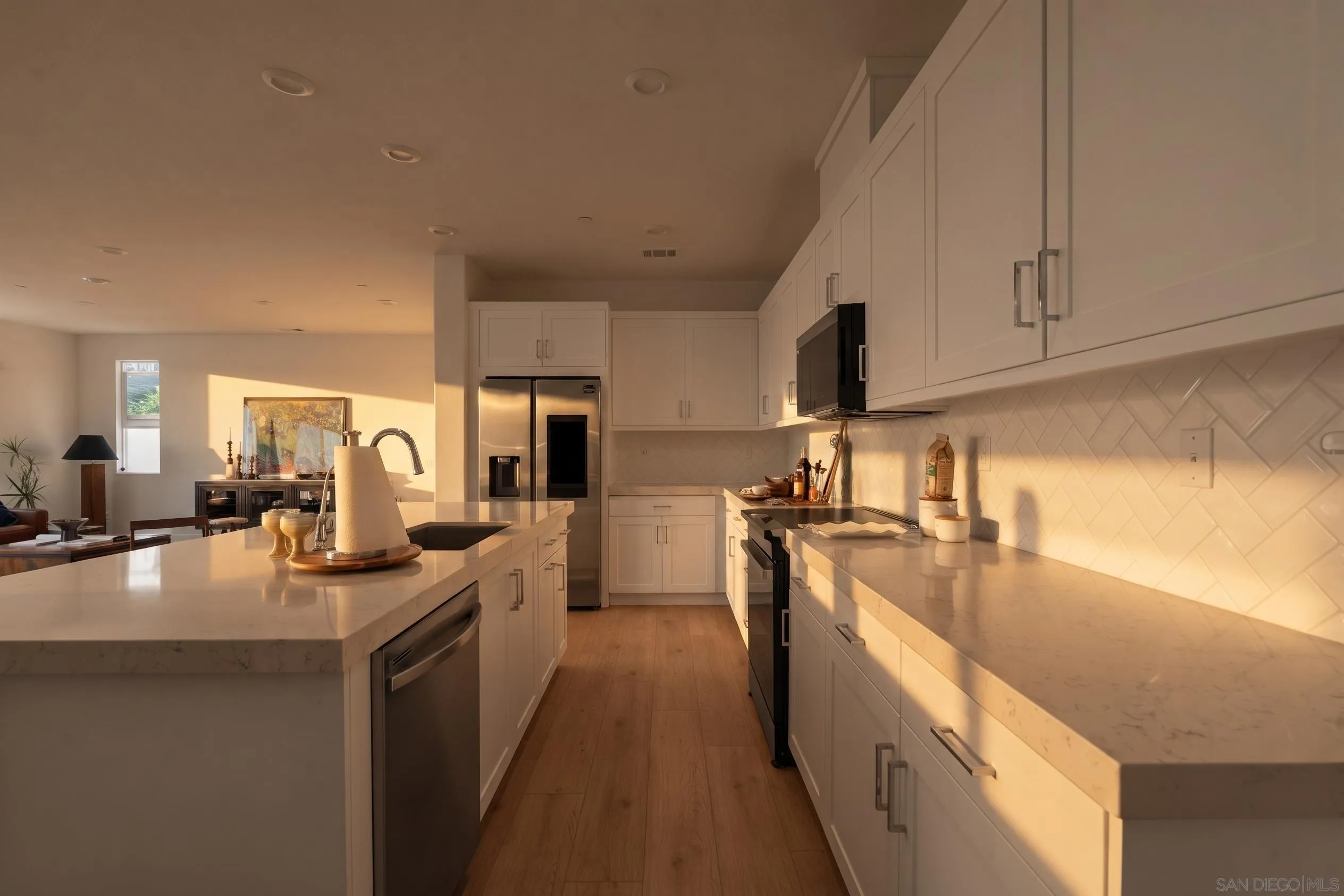 Photo #5: 260016458 Listing: Photo #5