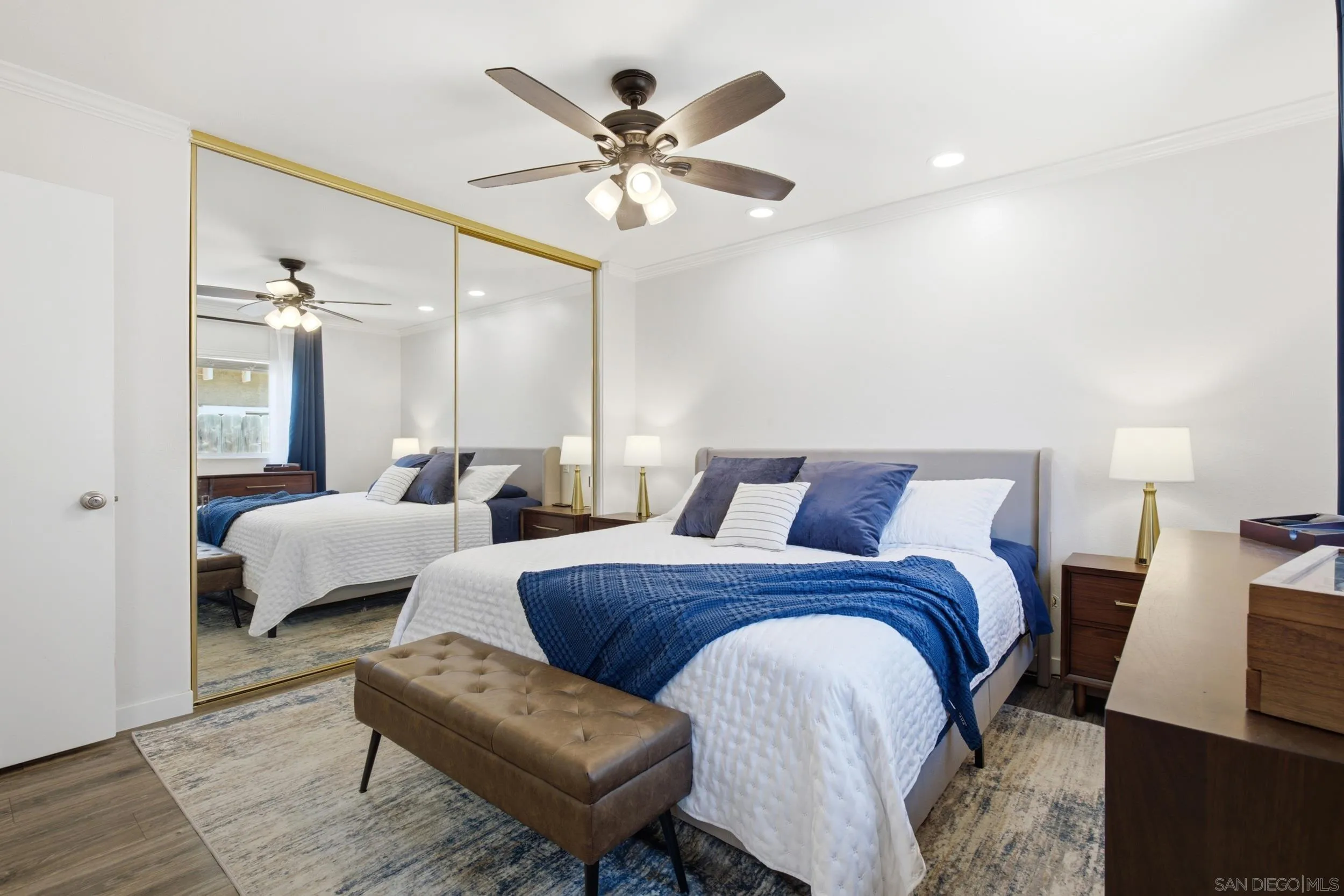 https://cdn.realtyfeed.com/cdn/127/260016465/2f187cac76c0f005bf158fa87c044096.webp