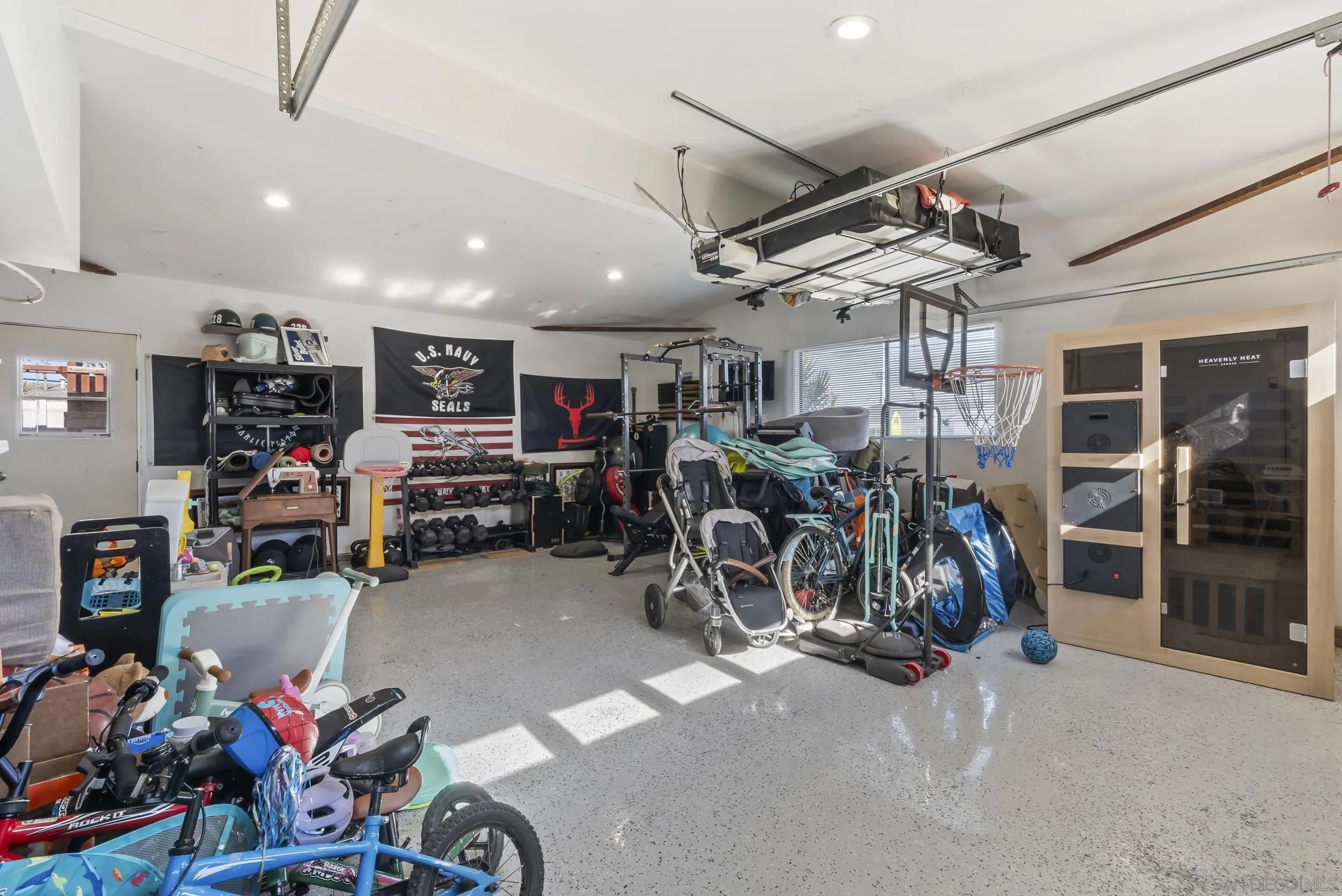 https://cdn.realtyfeed.com/cdn/127/260016469/c66f171ff9c14d7b40f9b7e70f840fc3.webp