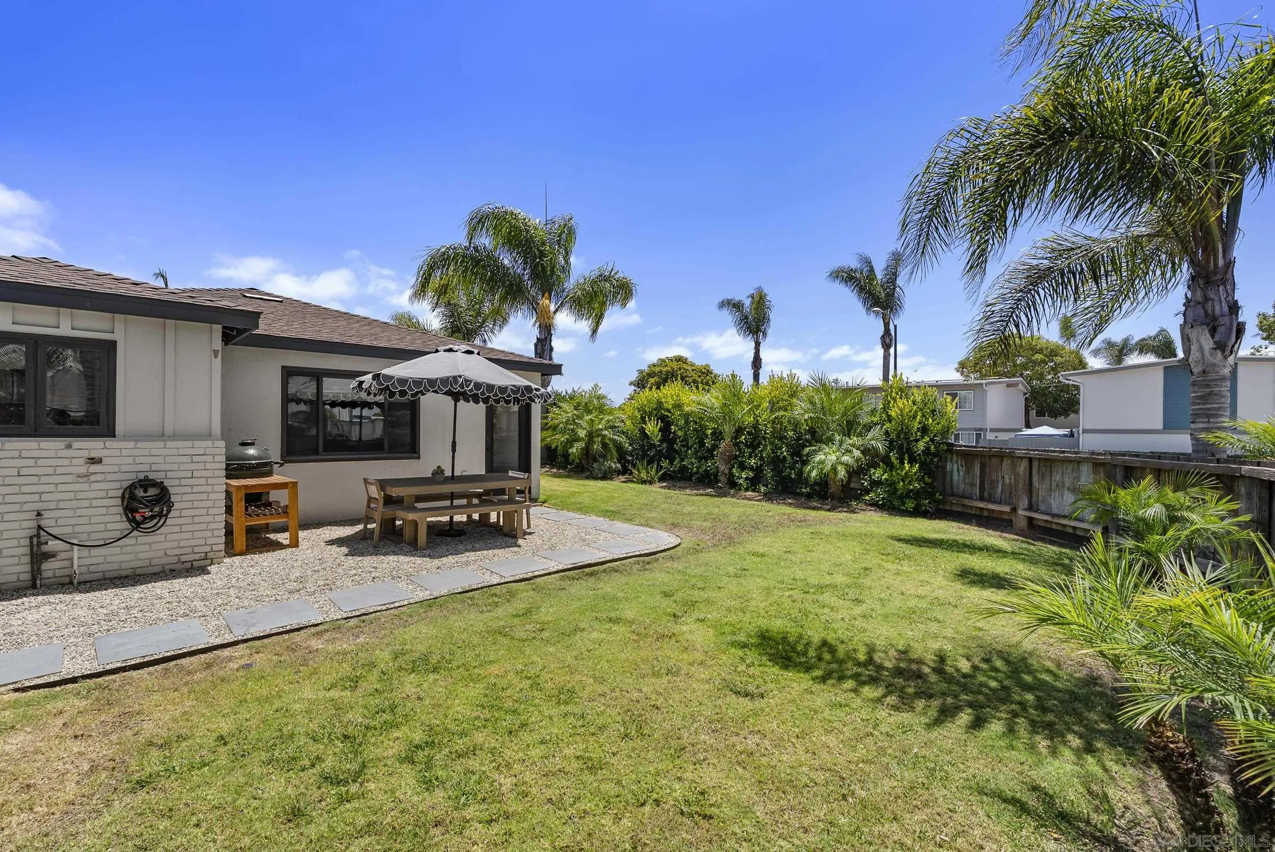 https://cdn.realtyfeed.com/cdn/127/260016470/1ec7a6363882da164d171f936e74c194.webp