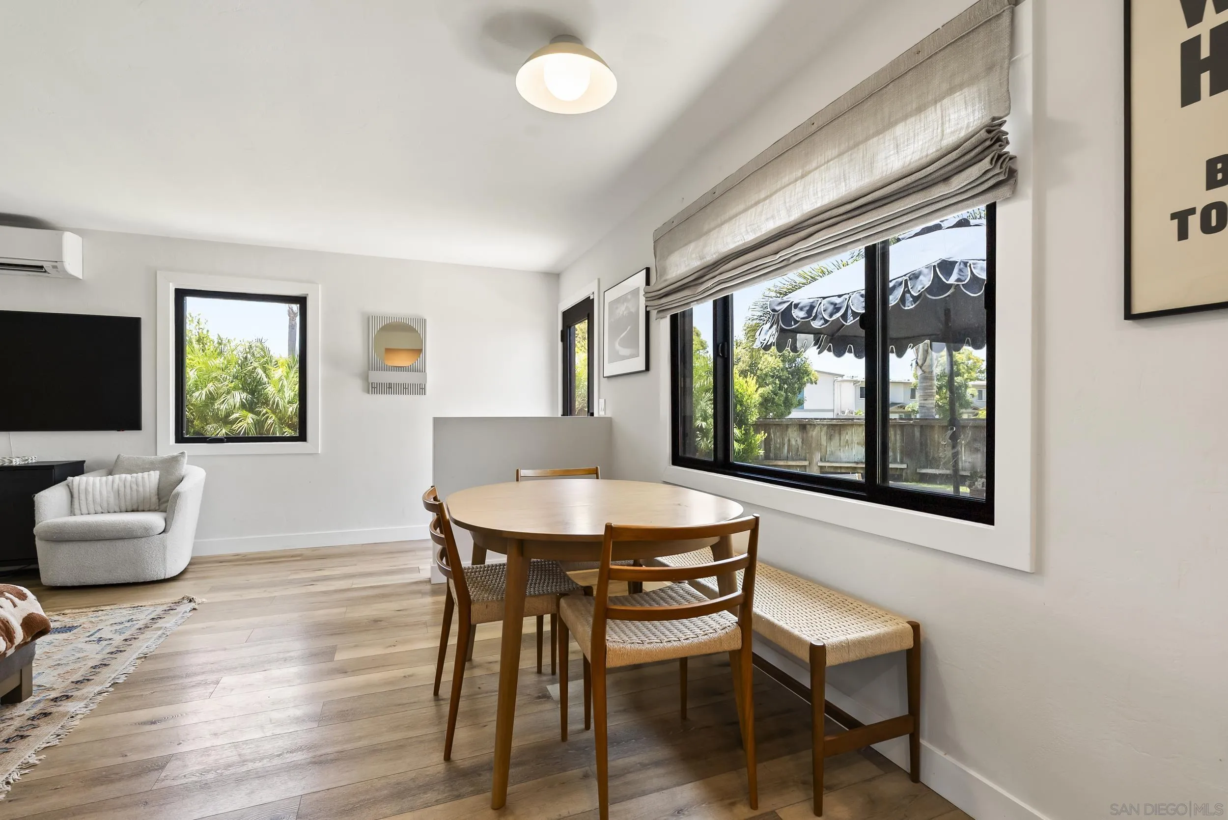 https://cdn.realtyfeed.com/cdn/127/260016470/60d1971e39b4006efae56de951fe1086.webp