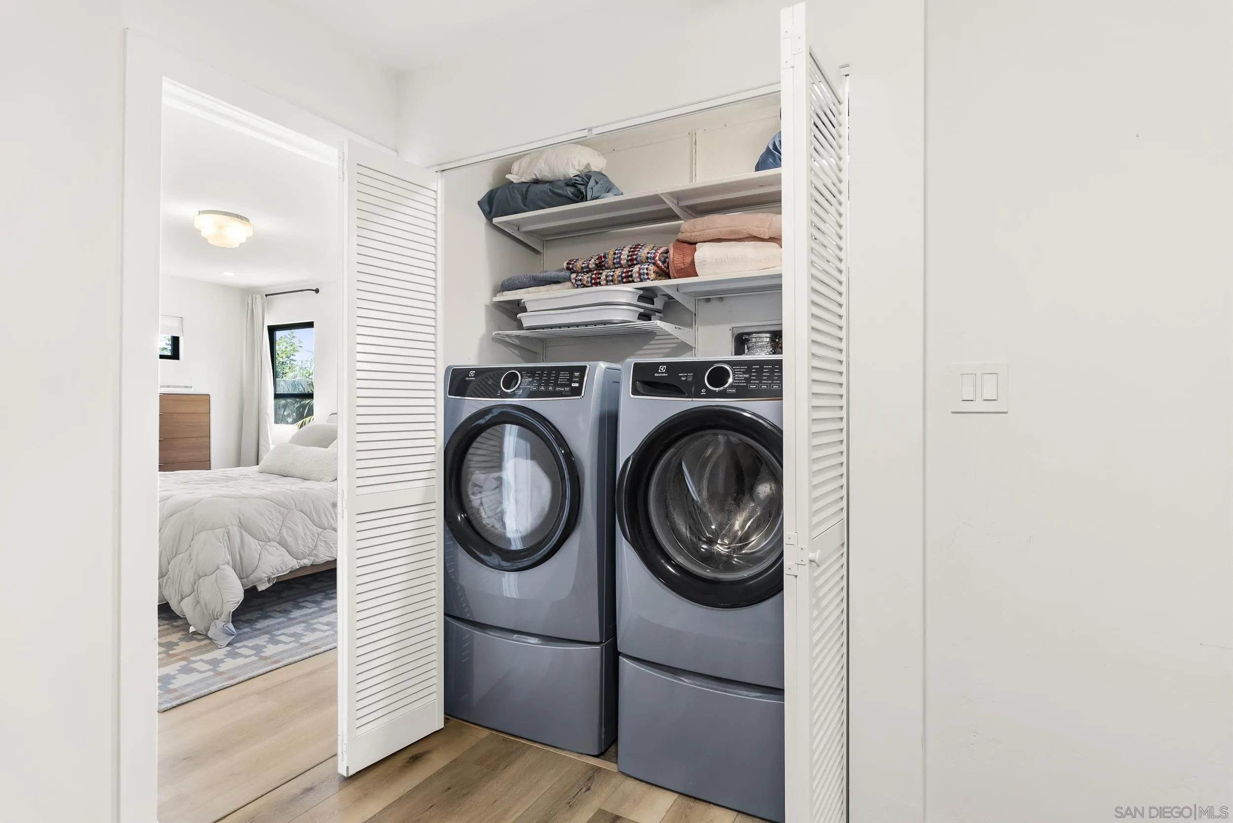https://cdn.realtyfeed.com/cdn/127/260016470/6cbd87ba316d984542227c77db8ee124.webp