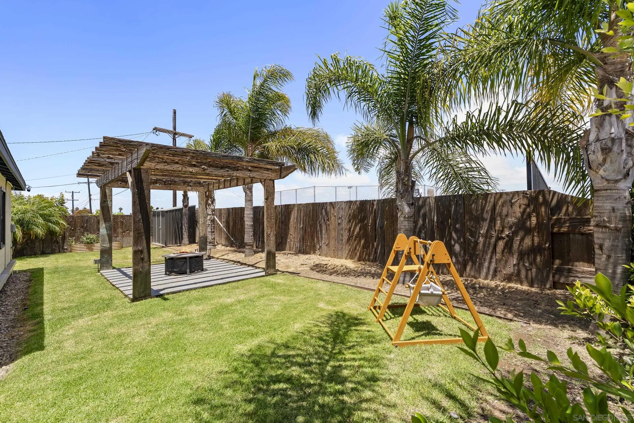 https://cdn.realtyfeed.com/cdn/127/260016470/a9fa0593c81b489ef755354eadb6a869.webp