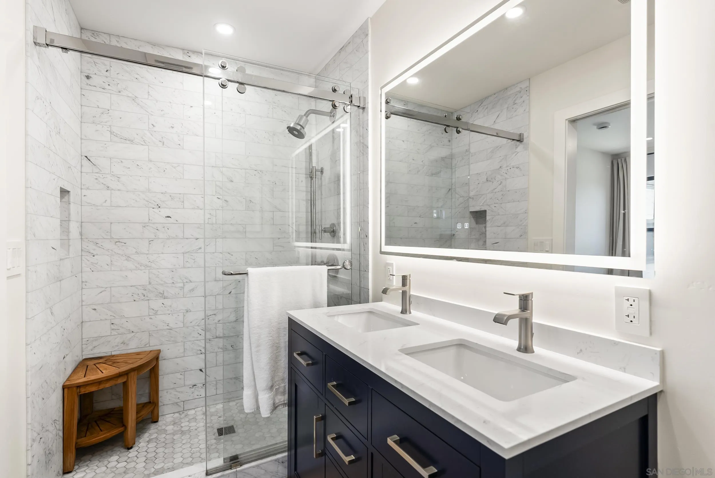 https://cdn.realtyfeed.com/cdn/127/260016470/e8131e913e2e841939ae36a067cc8c1f.webp