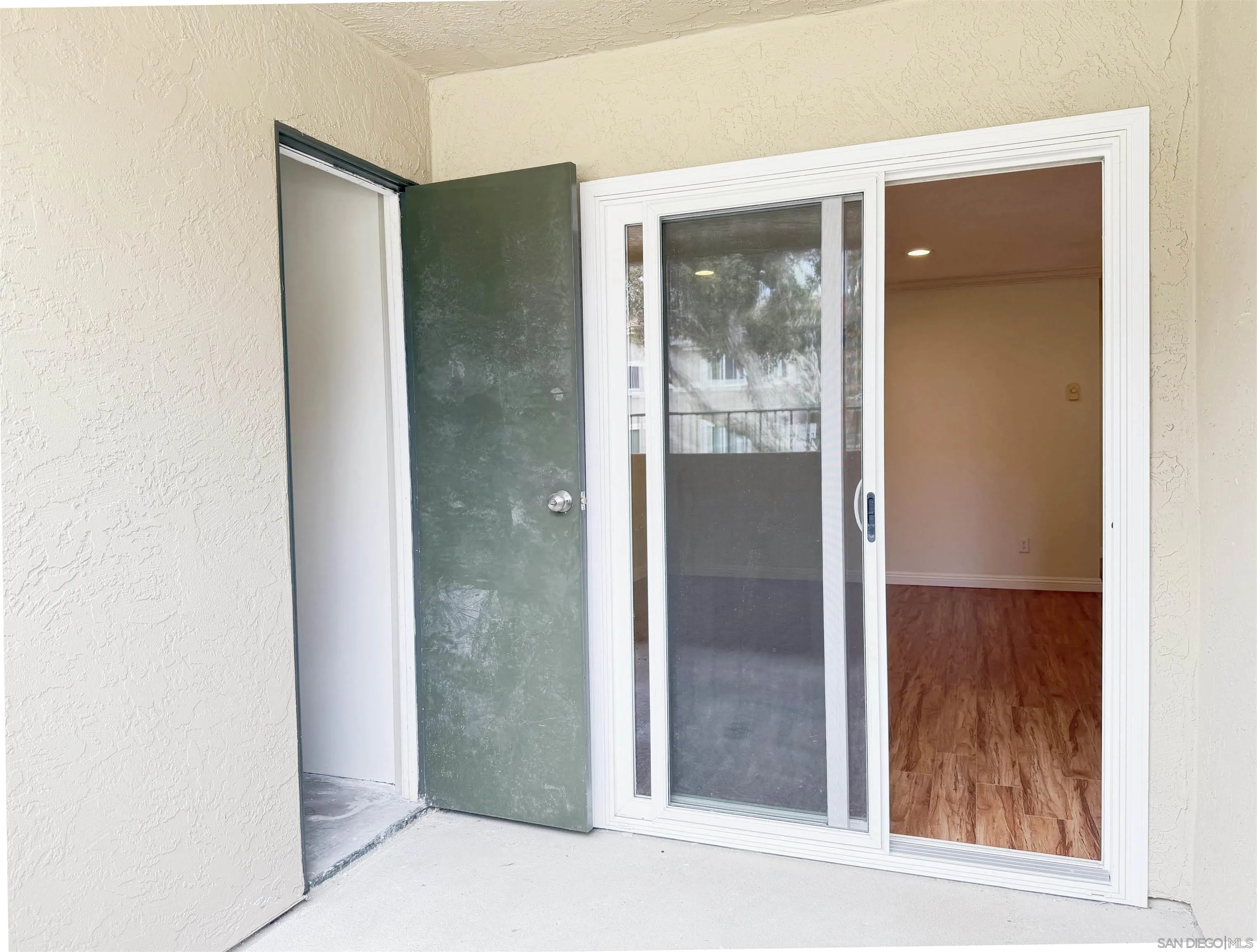 Photo #18: 260016476 Listing: Photo #18