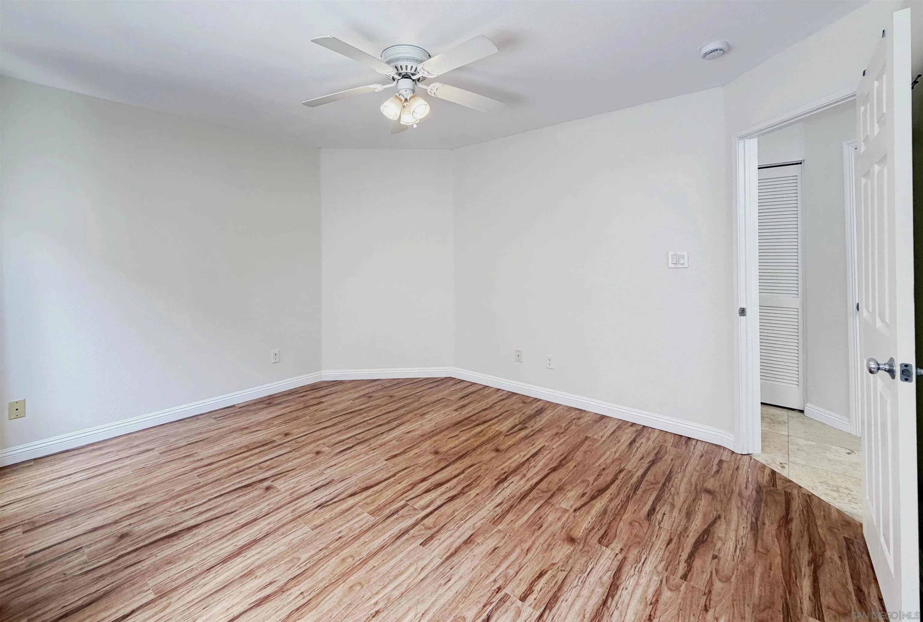 Photo #14: 260016476 Listing: Photo #14