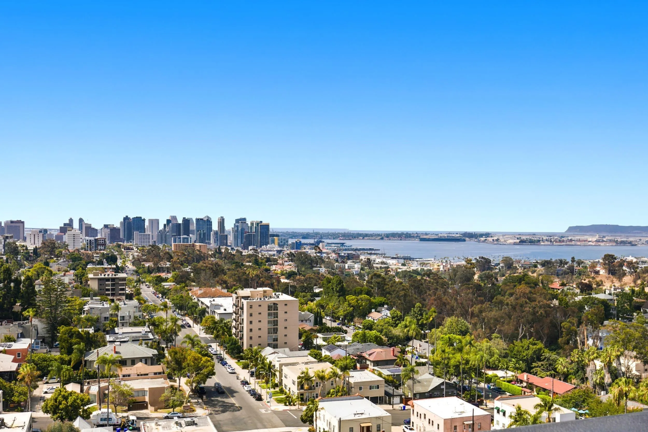 https://cdn.realtyfeed.com/cdn/127/260016484/2585b06476711ad88ea1b946677ed3d8.webp