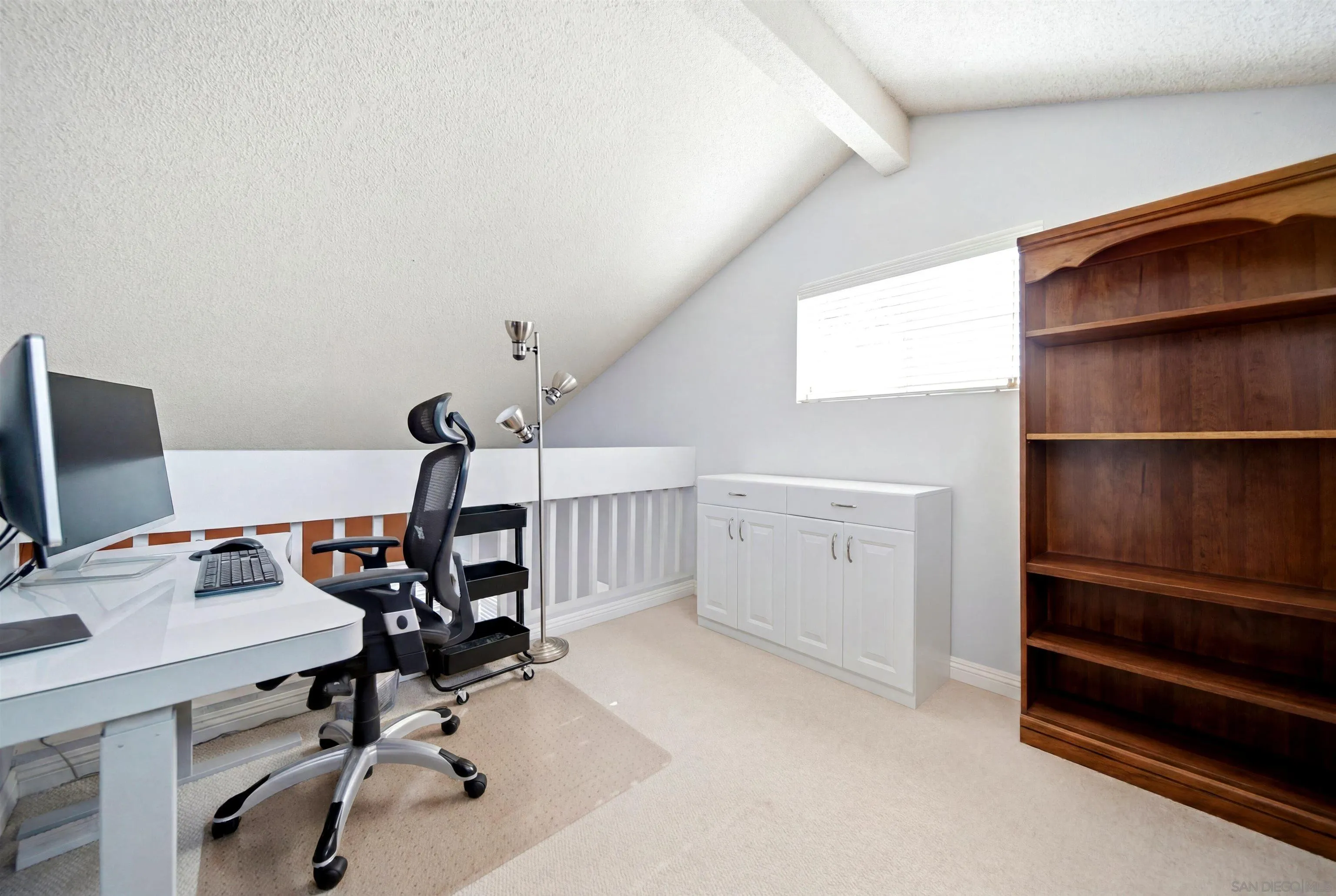 https://cdn.realtyfeed.com/cdn/127/260016490/73b6b412672d14e5e6cd531b772e23b1.webp