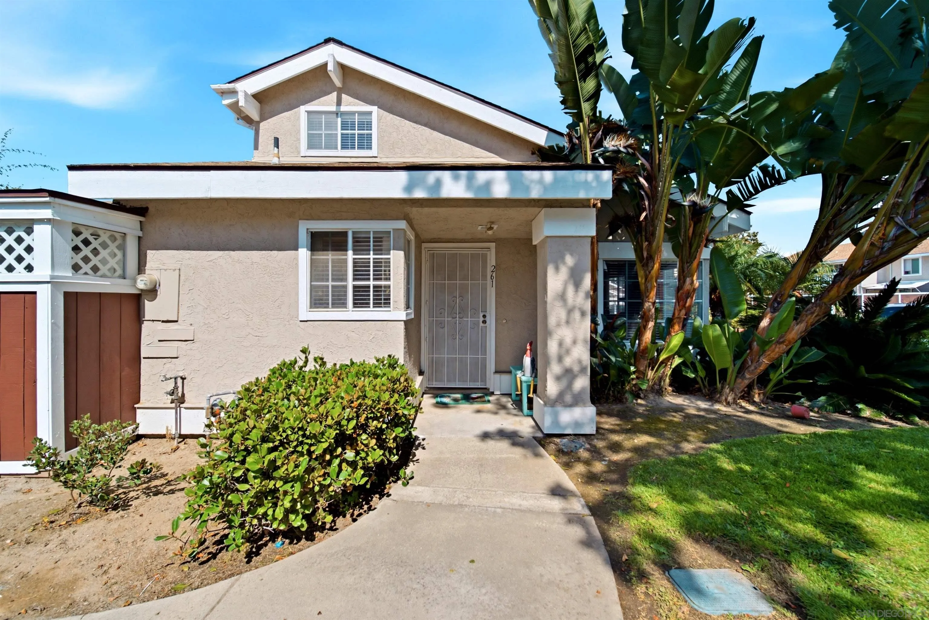 https://cdn.realtyfeed.com/cdn/127/260016490/f35d0b60a4134db24b4fffbb3587f076.webp