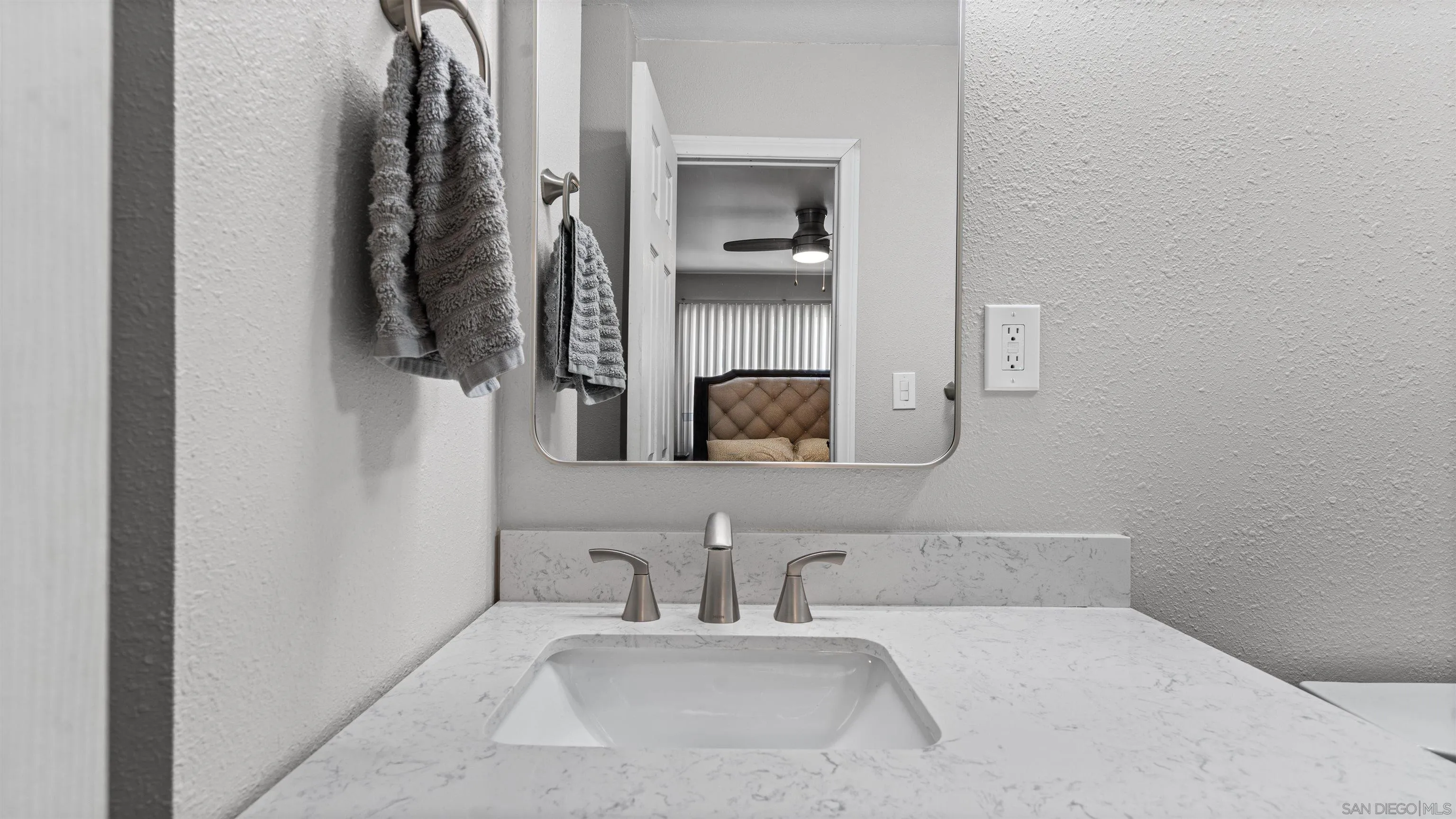 https://cdn.realtyfeed.com/cdn/127/260016496/5329284b048f3191941a29b6fc1b70e5.webp