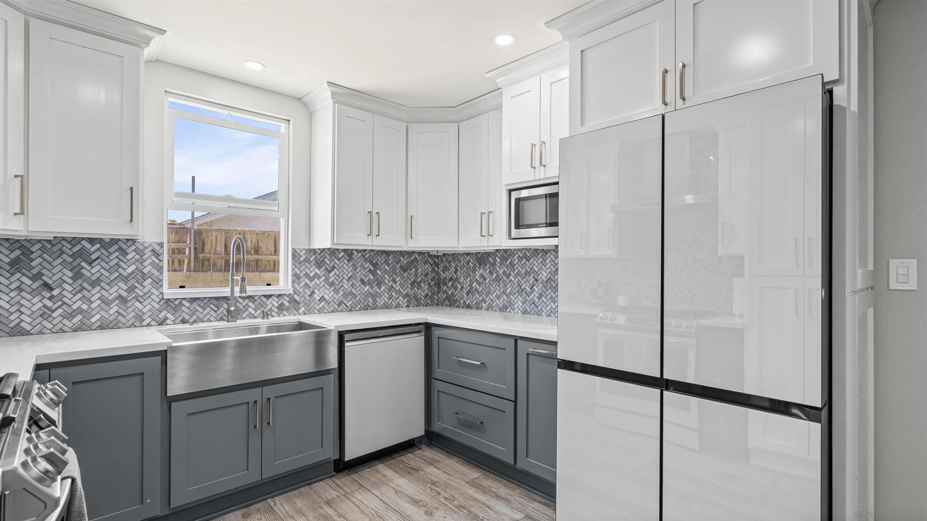 https://cdn.realtyfeed.com/cdn/127/260016496/bac5b69302997d792363c9cfe22f3bb6.webp