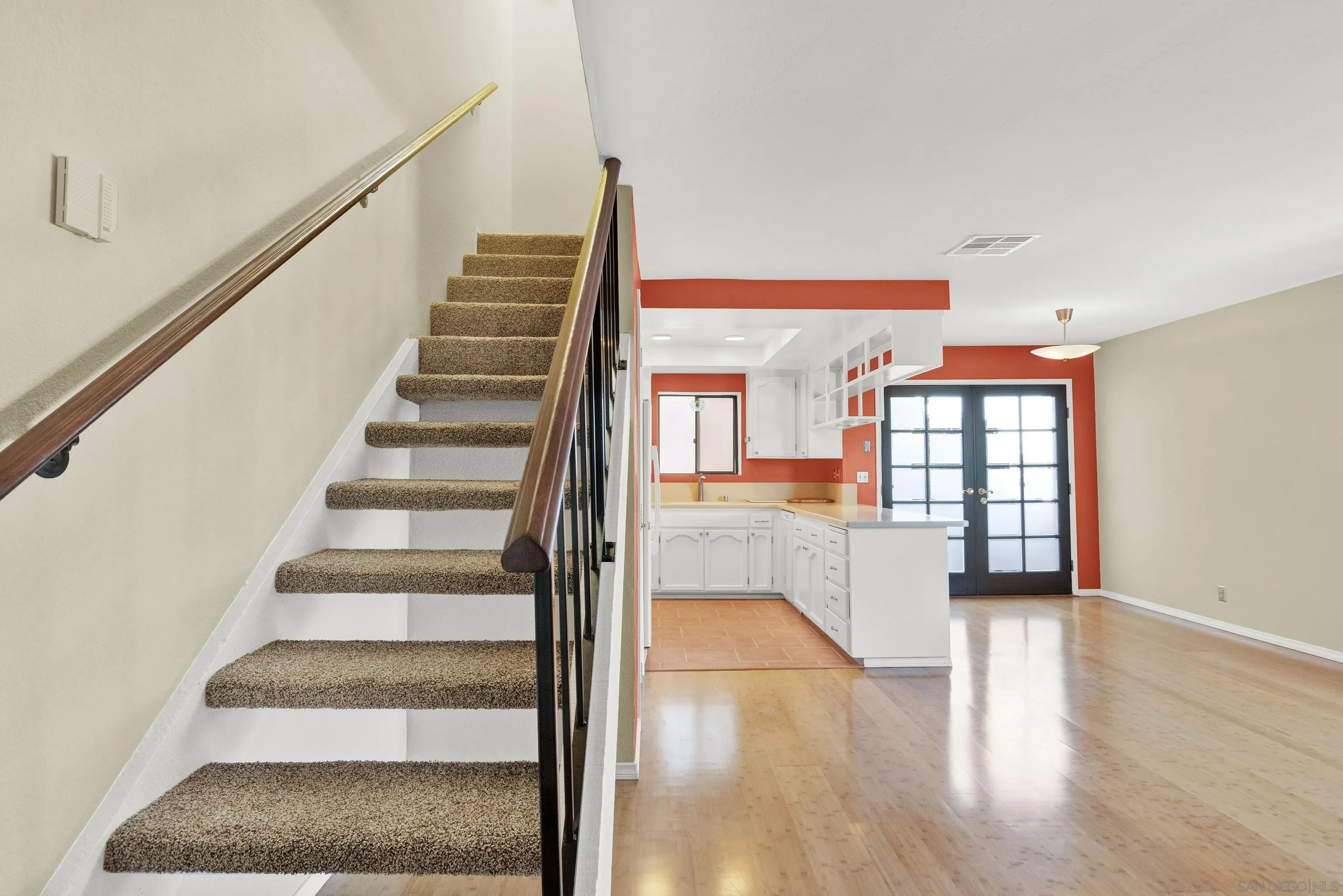 Photo #11: 260016501 Listing: Photo #11