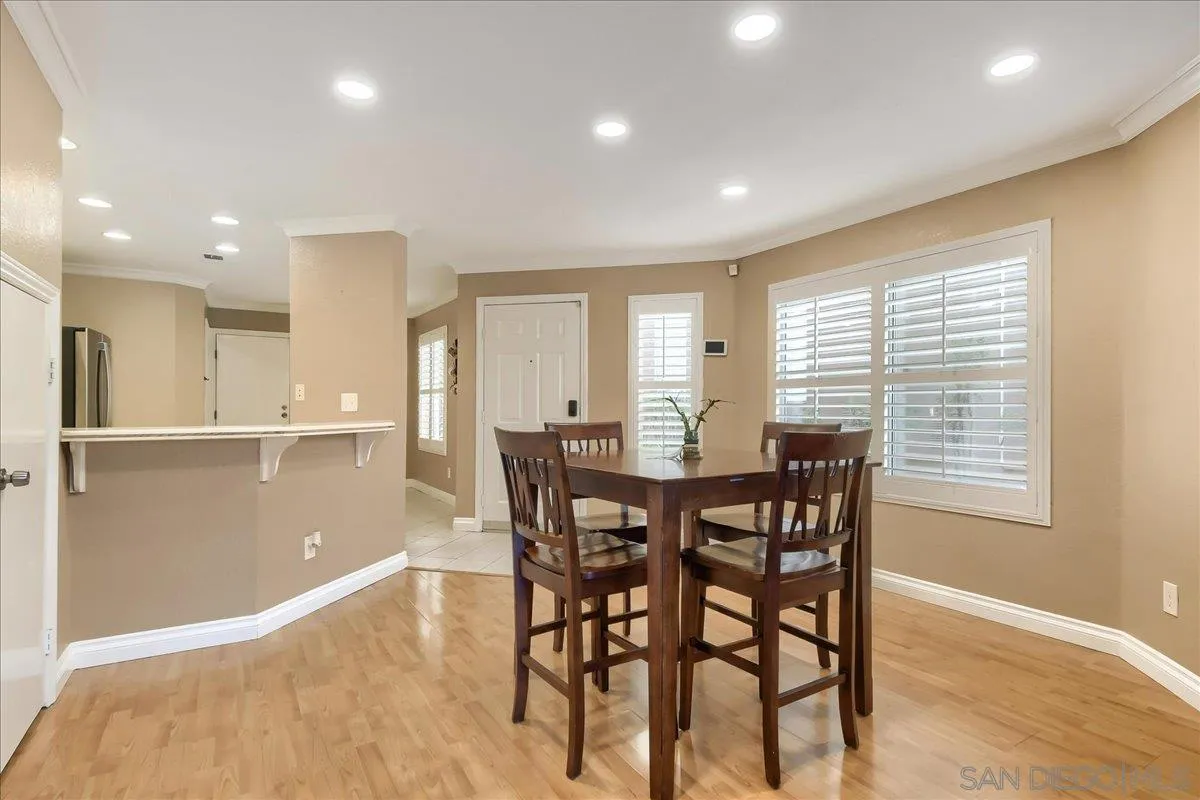 Photo #5: 260016502 Listing: Photo #5