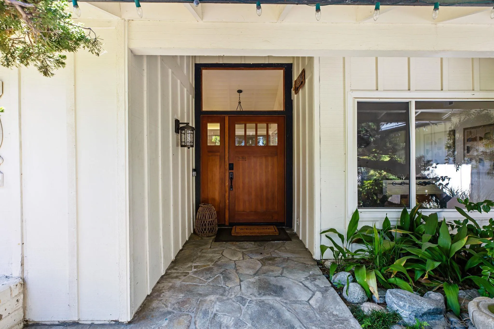 https://cdn.realtyfeed.com/cdn/127/260016507/66b9b28834e3a6c7b1a4abd8668e7206.webp