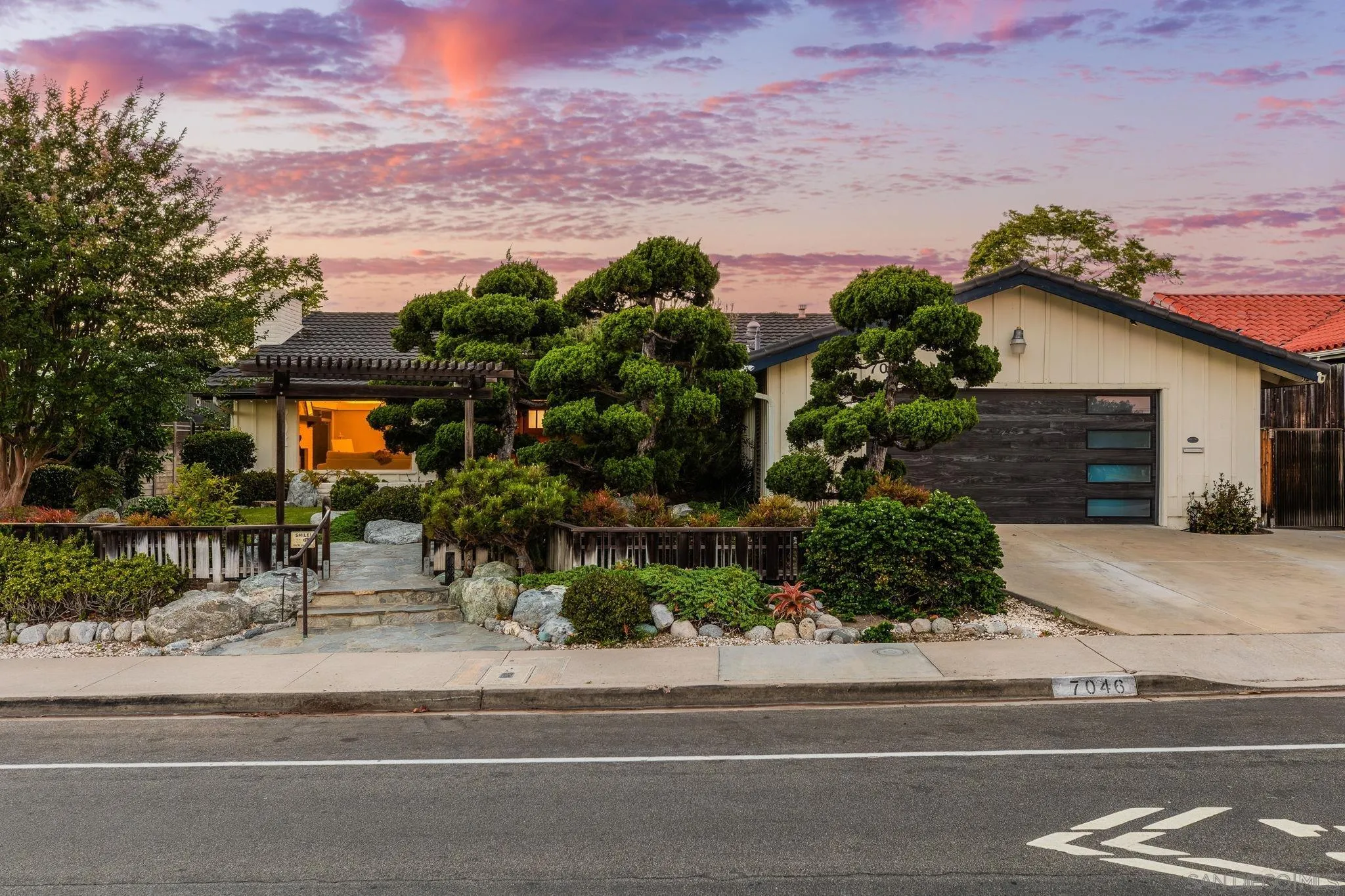 7046 Murray Park Dr, San Diego, CA 92119 - Main photo, San Diego, CA