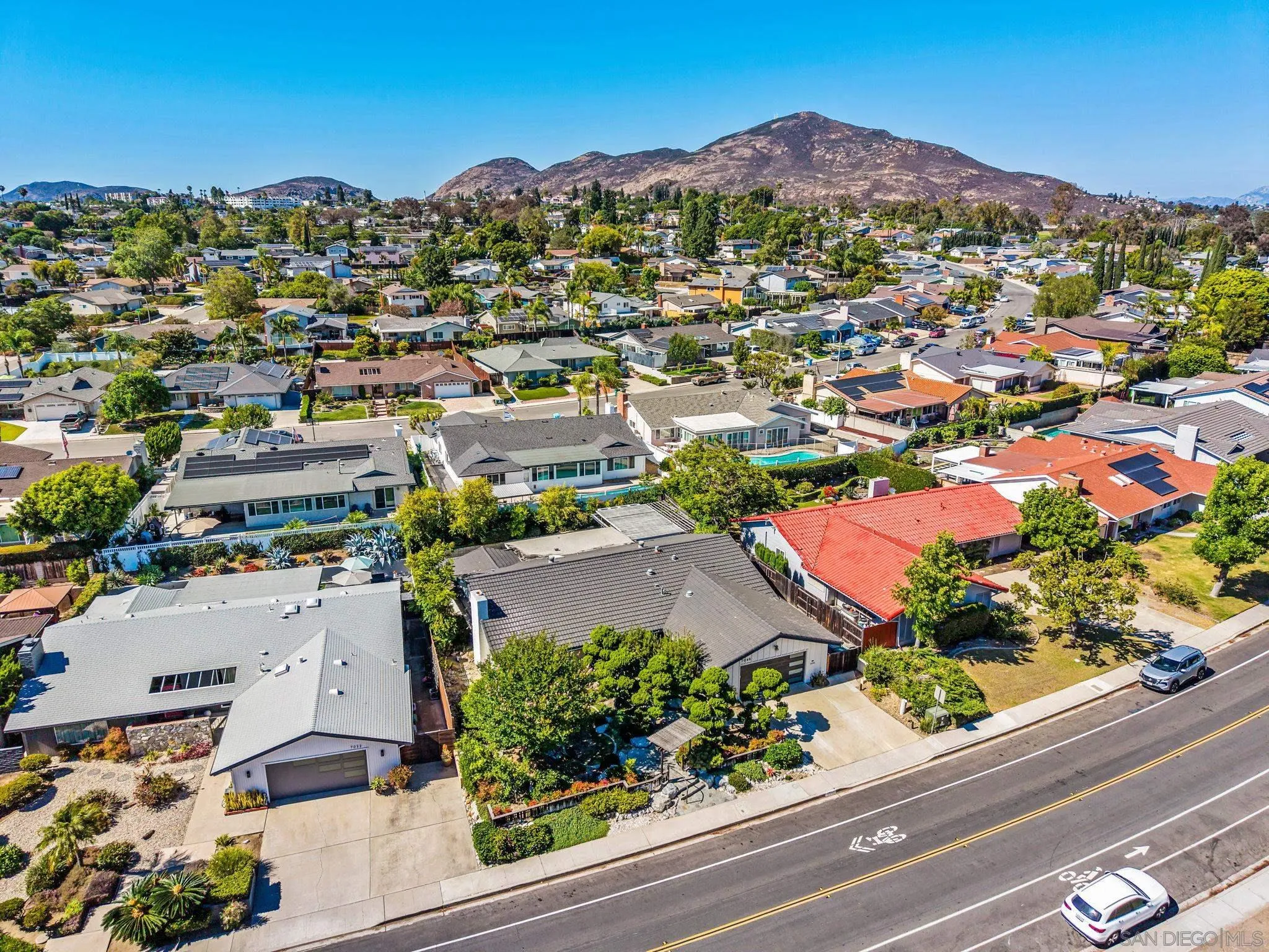 https://cdn.realtyfeed.com/cdn/127/260016507/83c122d5f6b038062c3835076b46b7d7.webp