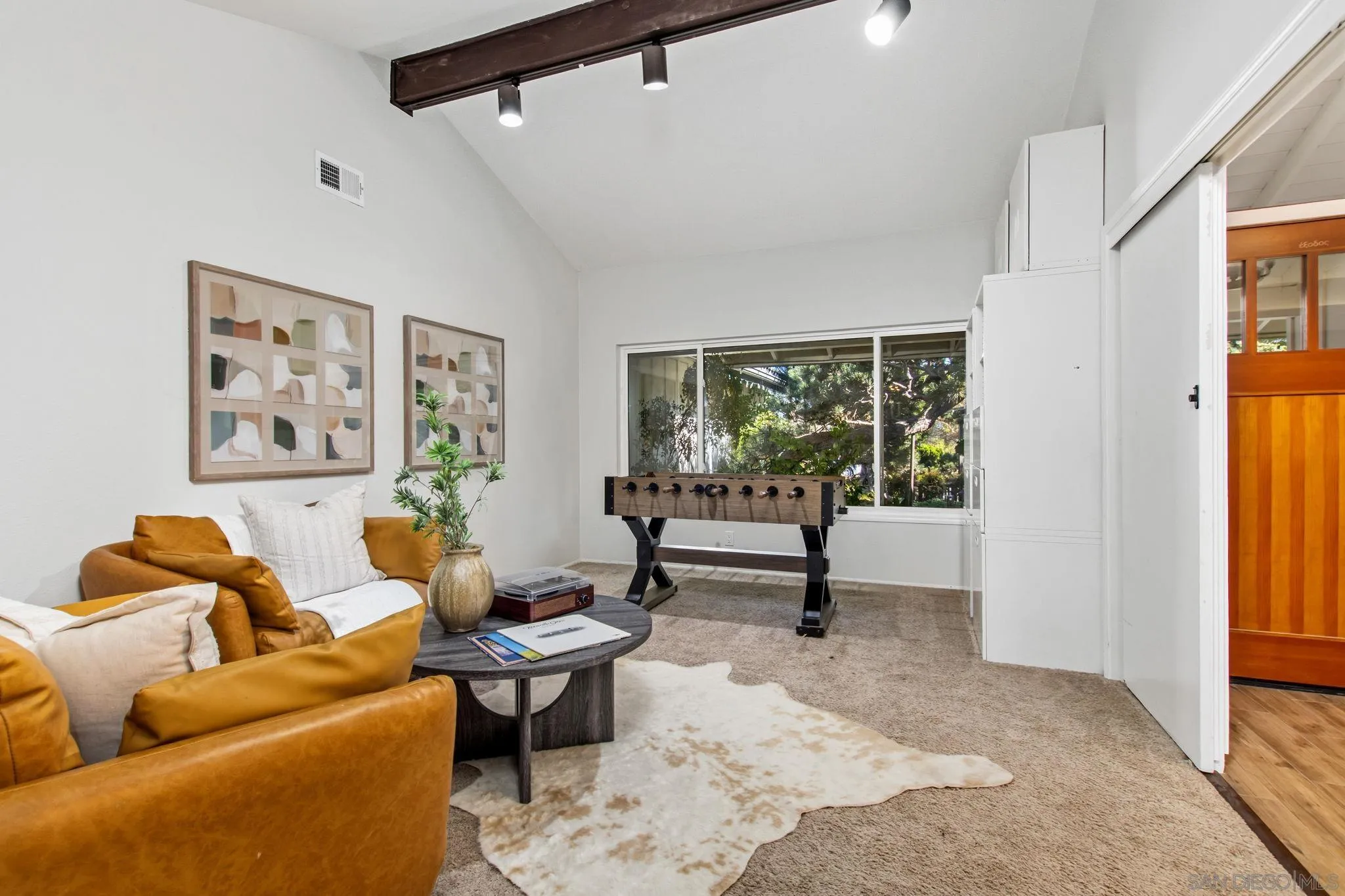 https://cdn.realtyfeed.com/cdn/127/260016507/86c19ec2a0c53b7fa815b3fb15b6eb15.webp