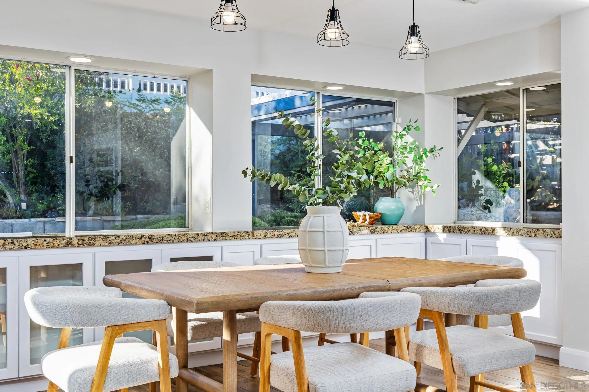 https://cdn.realtyfeed.com/cdn/127/260016507/ee69e55c0d4686e21560d189ae28dc35.webp