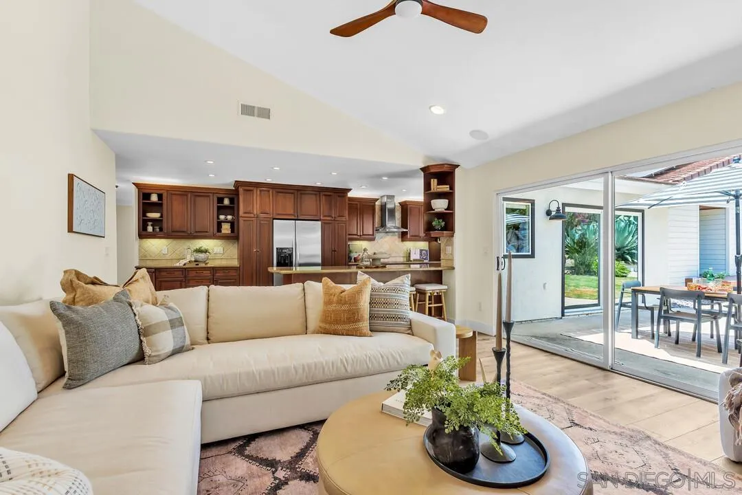 https://cdn.realtyfeed.com/cdn/127/260016513/07e110c28ba7c7fb842d2b6f4965e1b7.webp