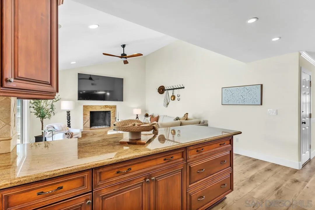 https://cdn.realtyfeed.com/cdn/127/260016513/0c4a9bb5043a9d795137a4c9c2bb2bba.webp