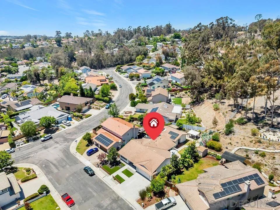 https://cdn.realtyfeed.com/cdn/127/260016513/6954779887fda6564eb10638b83654ec.webp