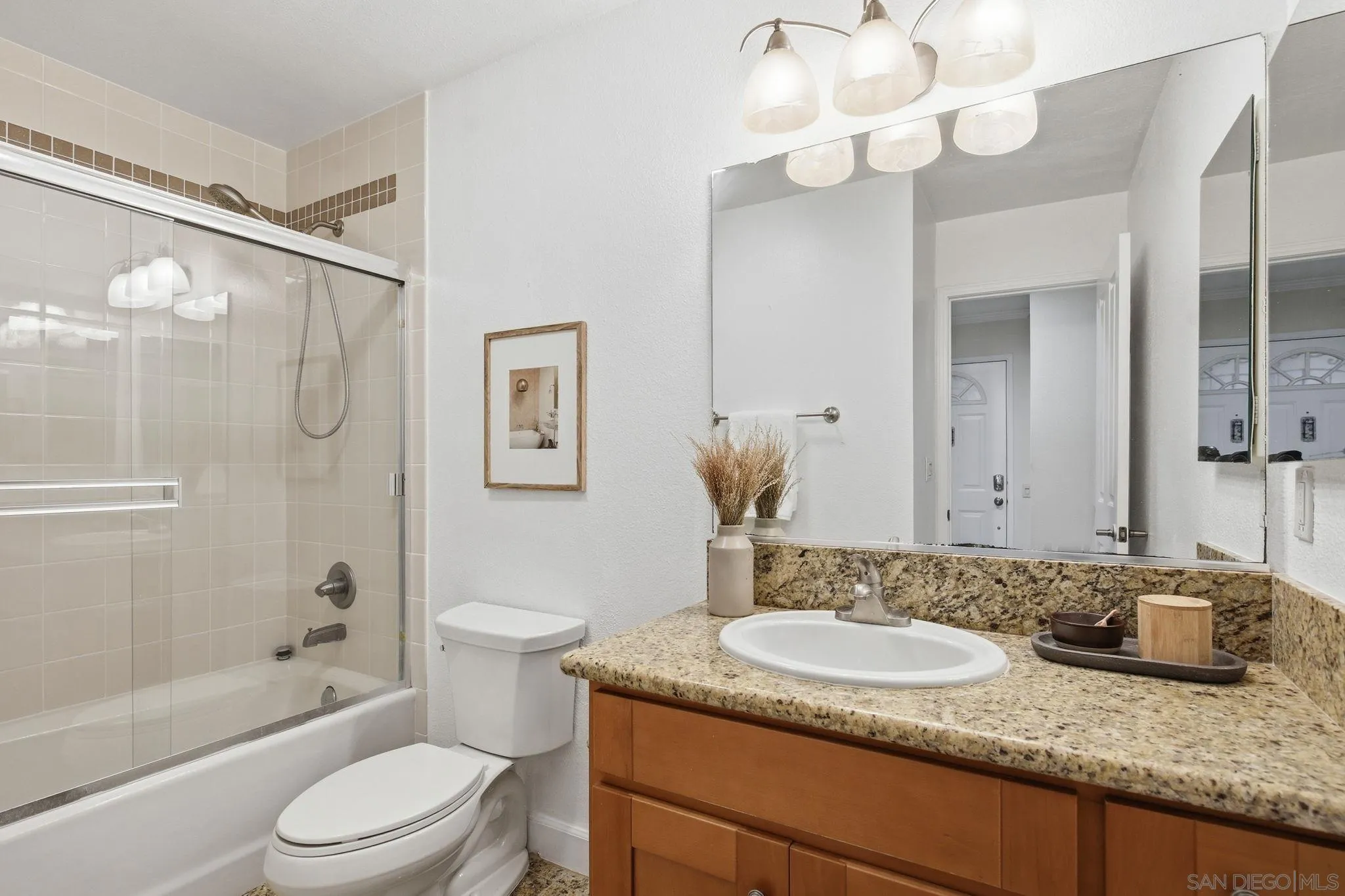 Photo #12: 260016522 Listing: Photo #12