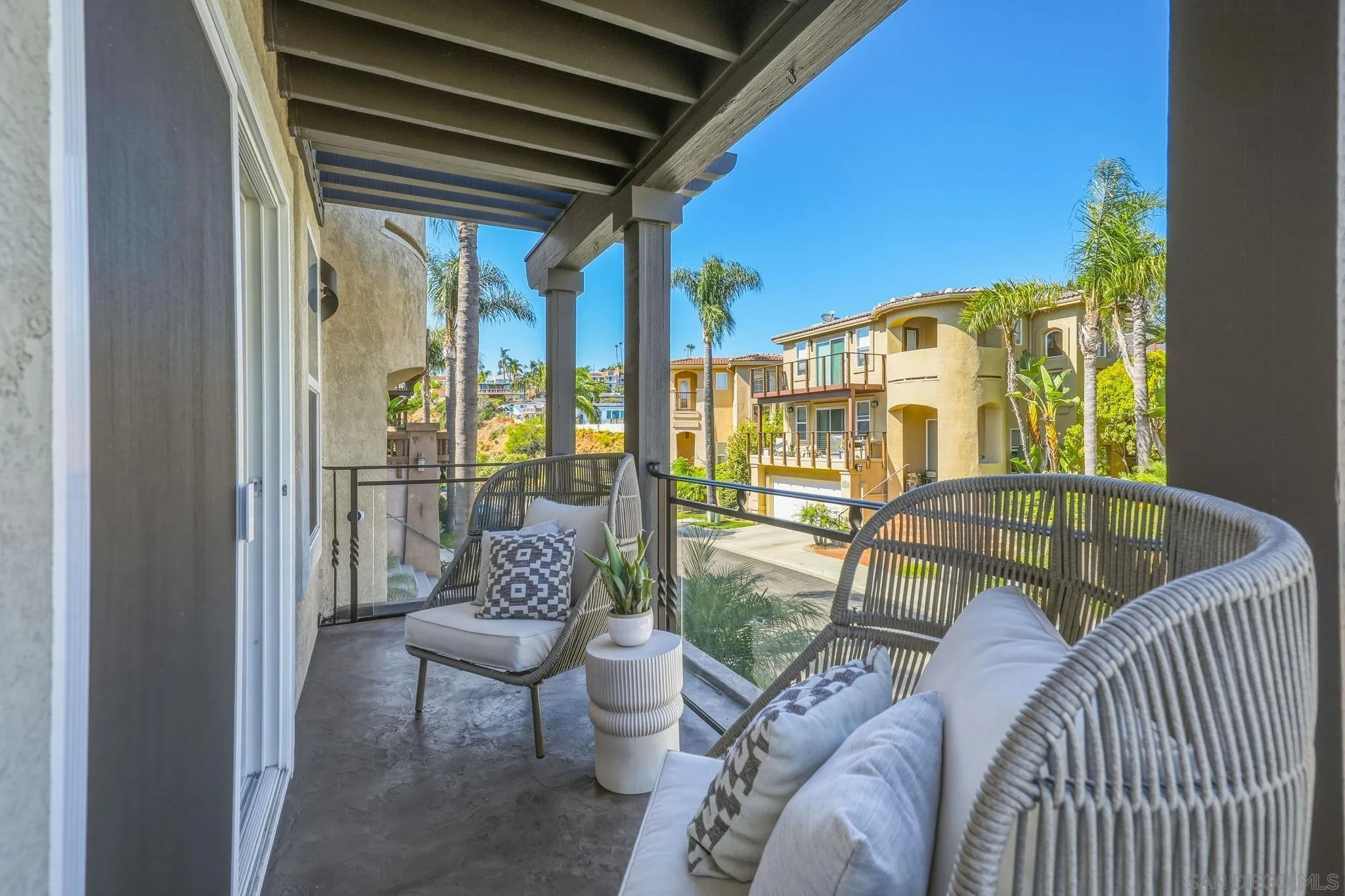 https://cdn.realtyfeed.com/cdn/127/260016527/1773dc7cf5518b88e86634f12345dc6e.webp