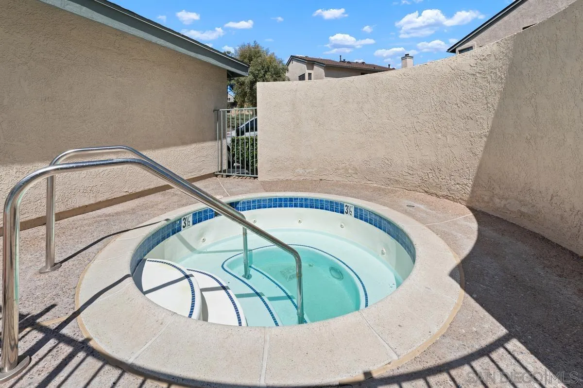 Photo #29: 260016530 Listing: Photo #29