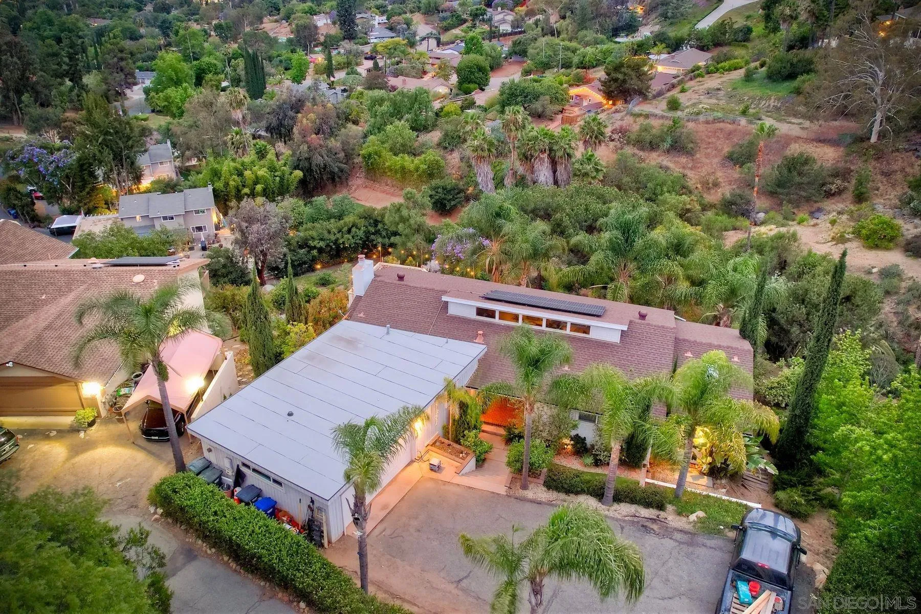 https://cdn.realtyfeed.com/cdn/127/260016532/148d0fa43116aac245712b7b0c4d5cdc.webp