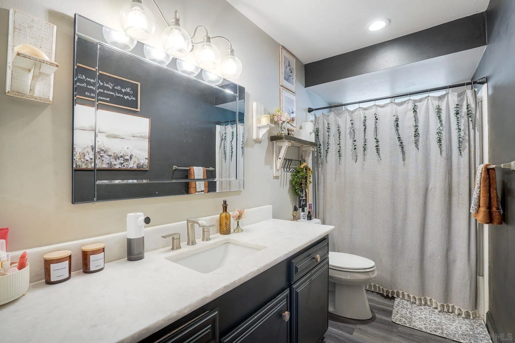 https://cdn.realtyfeed.com/cdn/127/260016532/25df01033050c35bc315fa57074ef80d.webp