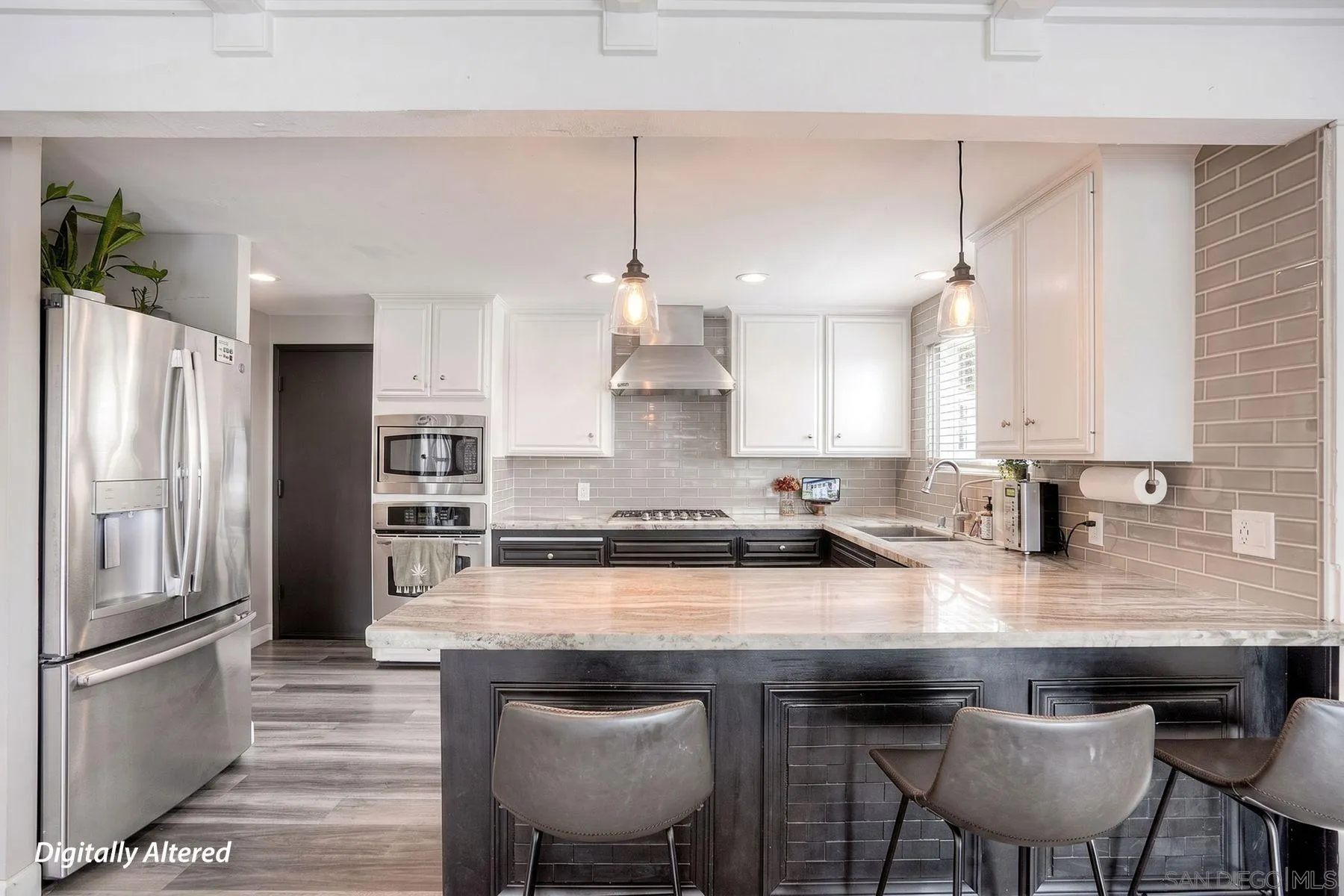 https://cdn.realtyfeed.com/cdn/127/260016532/4197e442b4509869cede728c3d31222c.webp
